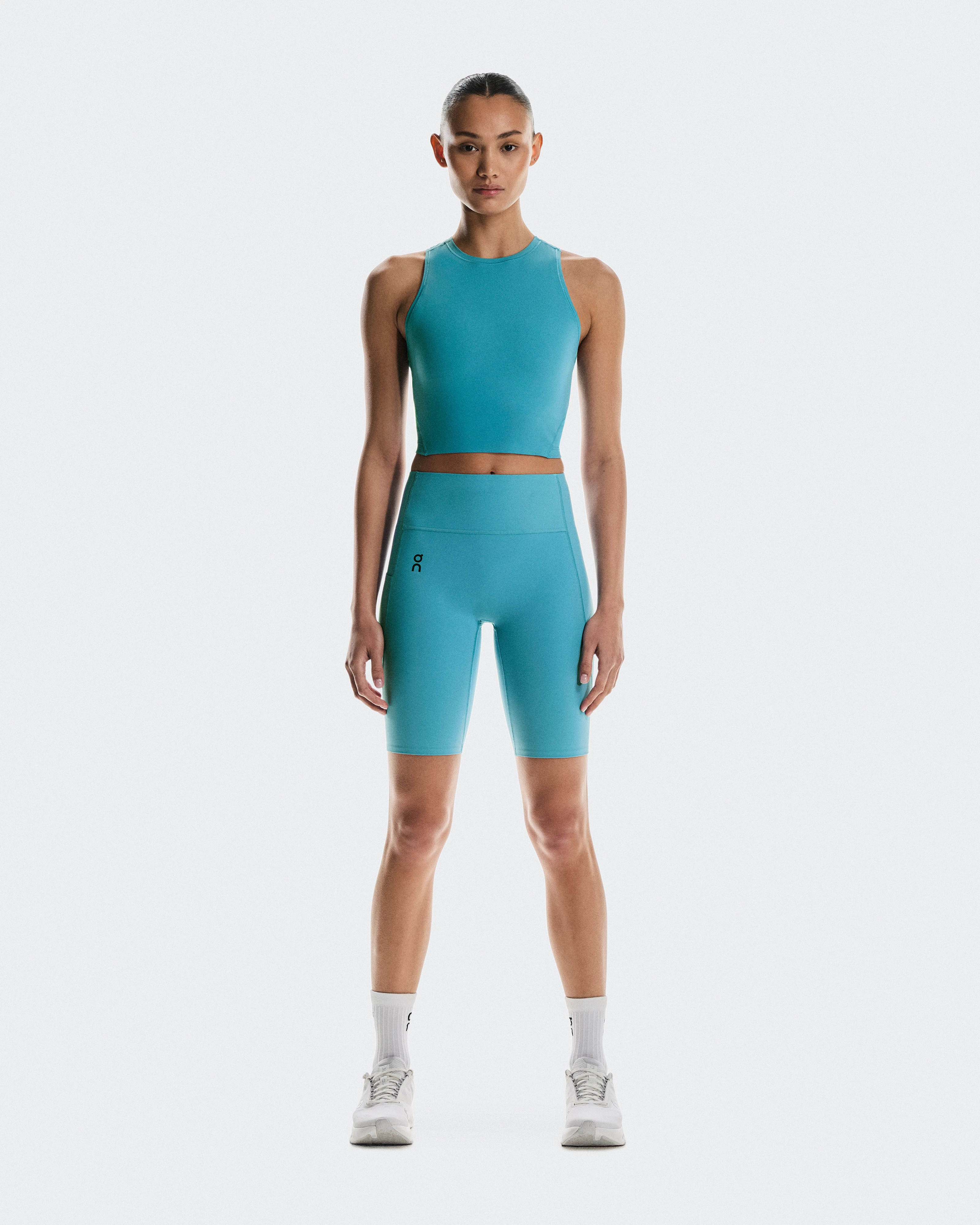 On Studio Crop Niagara Women Tops and t-shirts