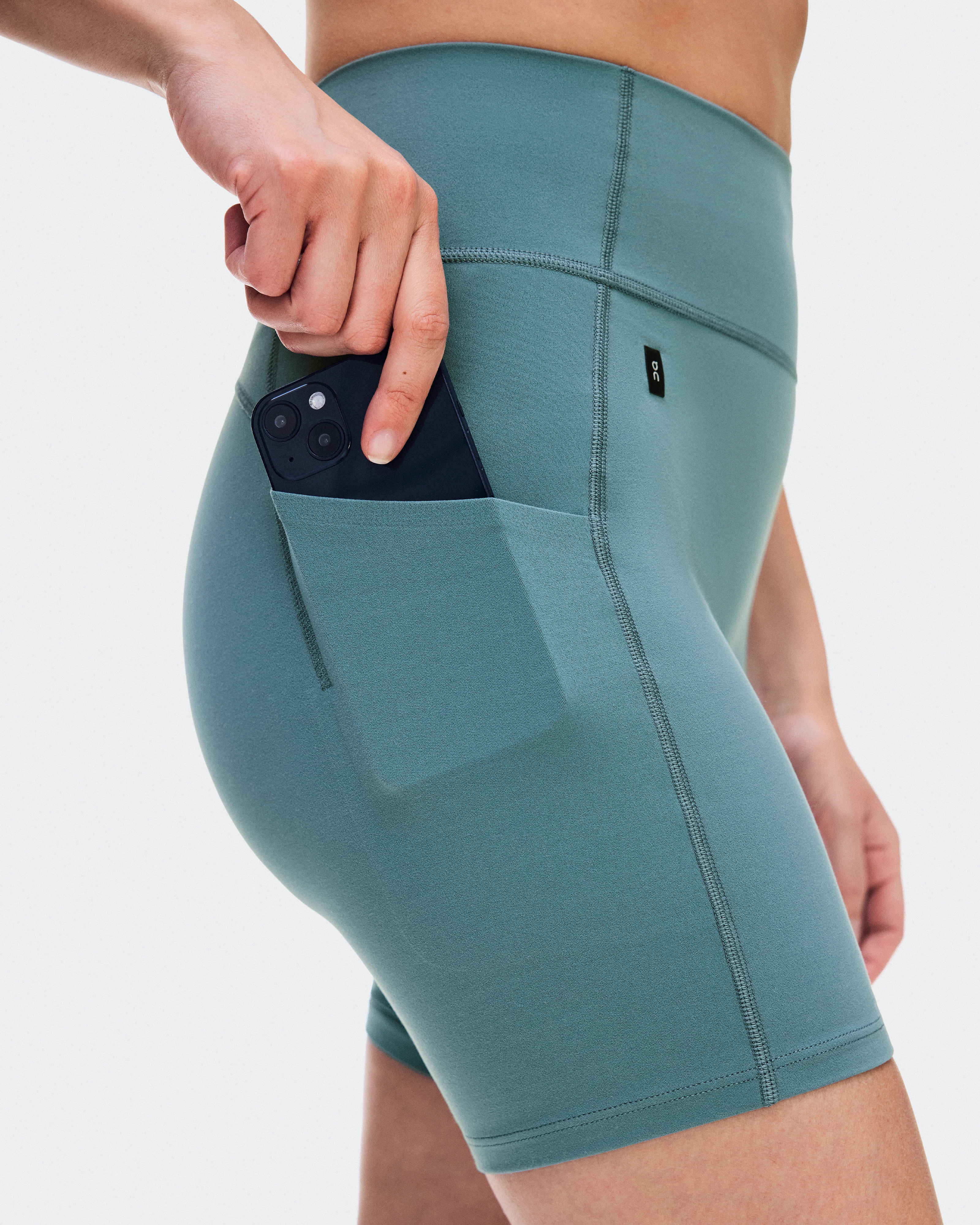 On Studio Leggings Short 6" Agave Women Tights