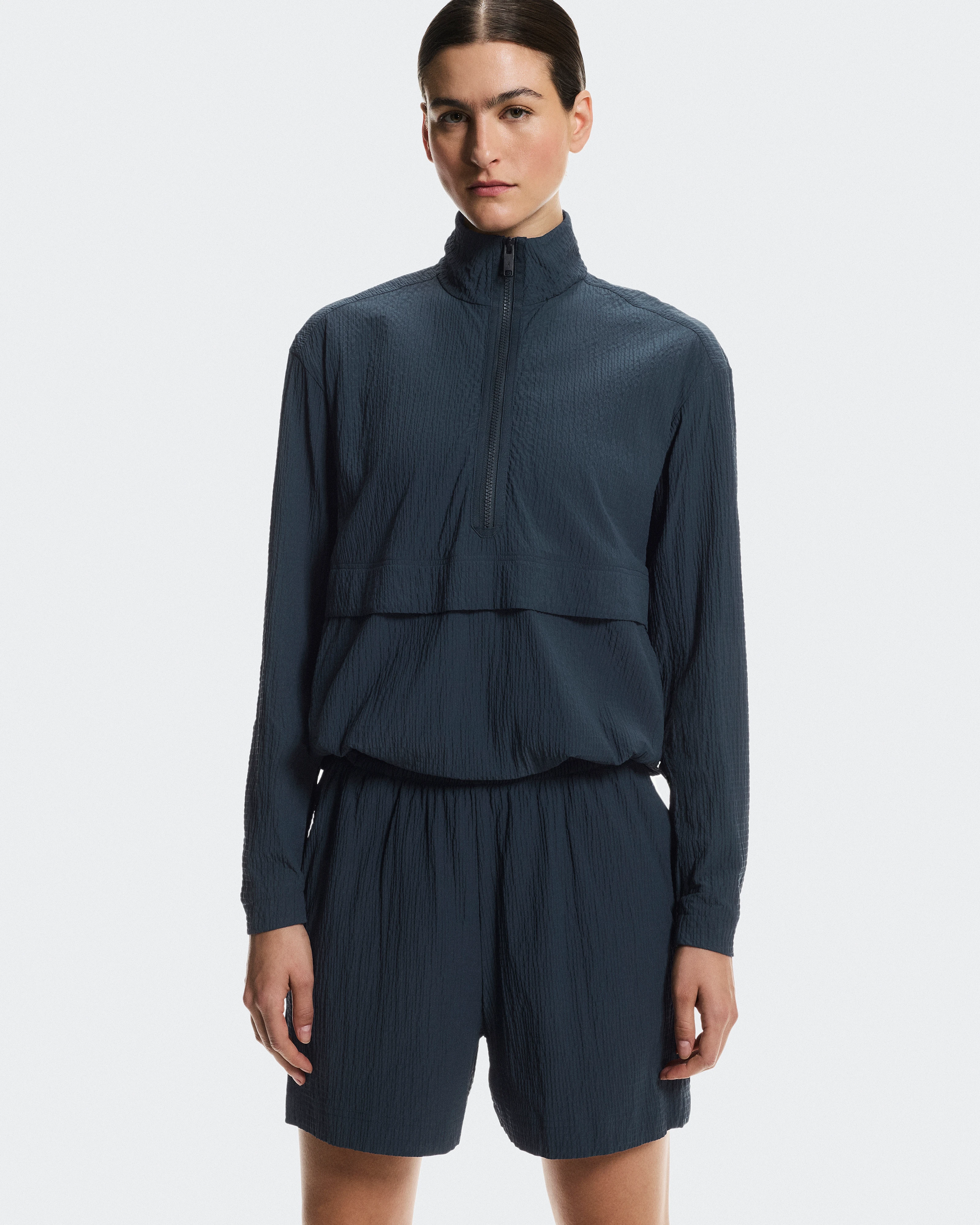 On Courtside 1/2 Zip Eaze Midnight Women Hoodies and sweatshirts