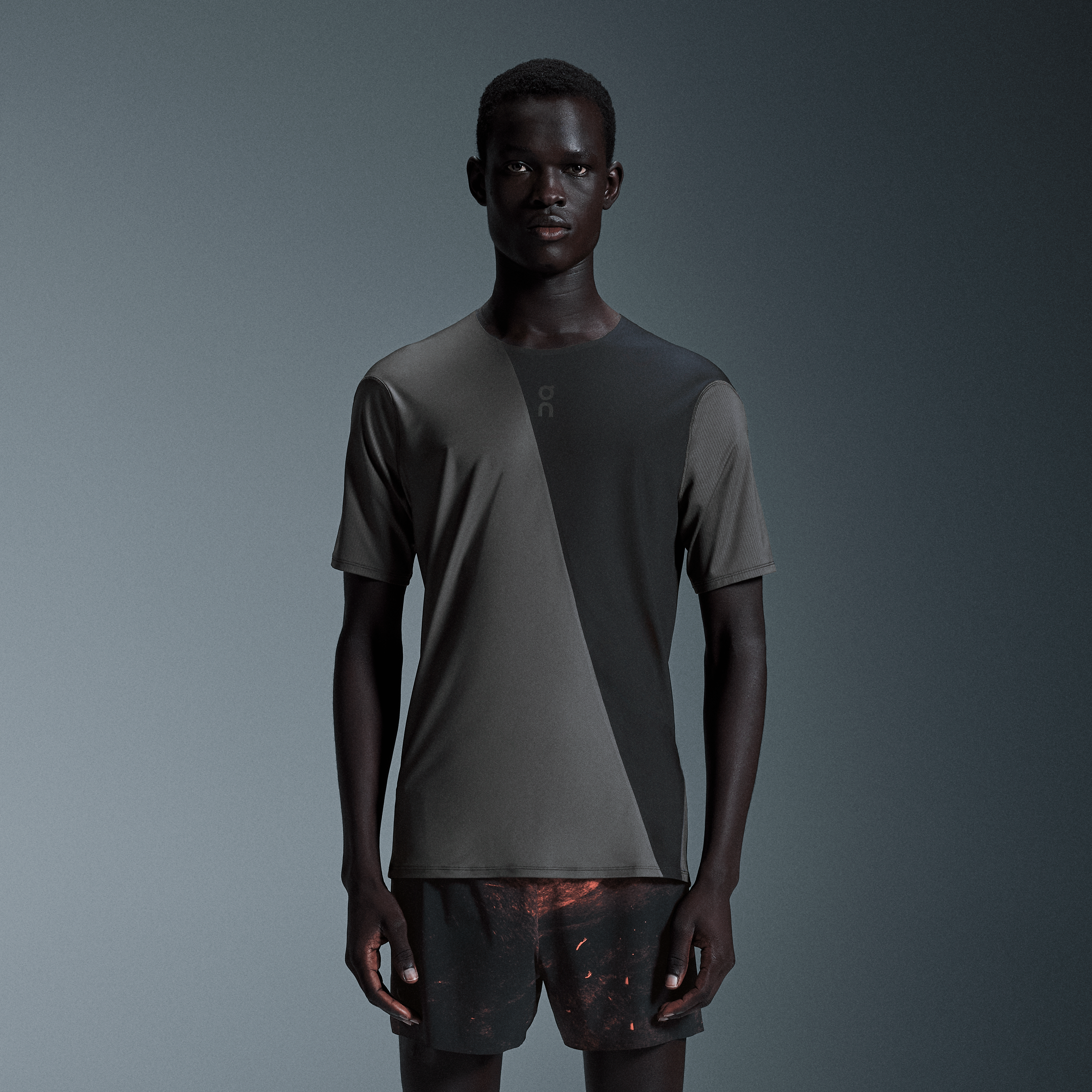 On Ultra-T Eclipse & Black Men – Trail running, fast training, breathable Tops and t-shirts