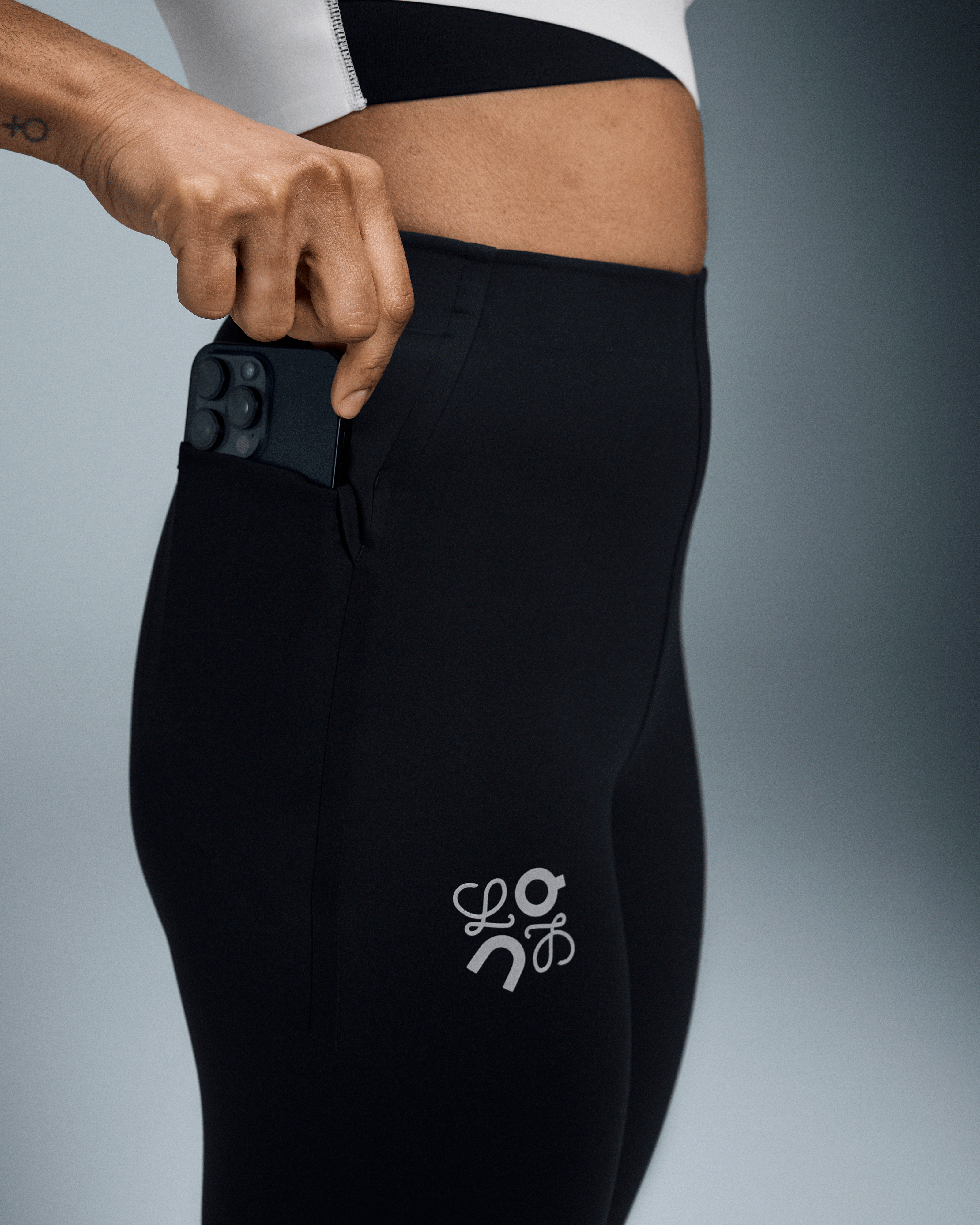 On Active Tights LOEWE Black Women Tights