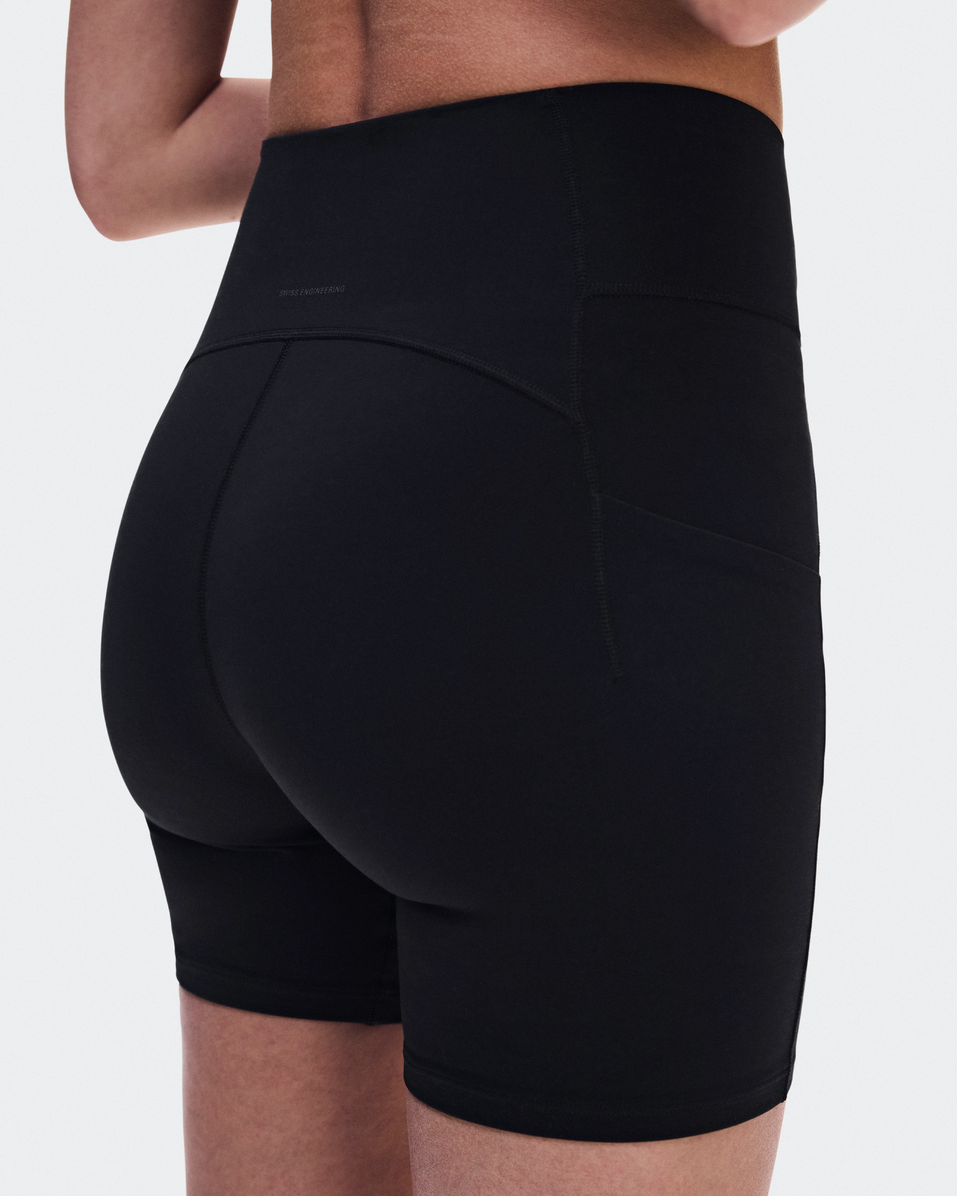 On Studio Leggings Short 6" Black Women Tights