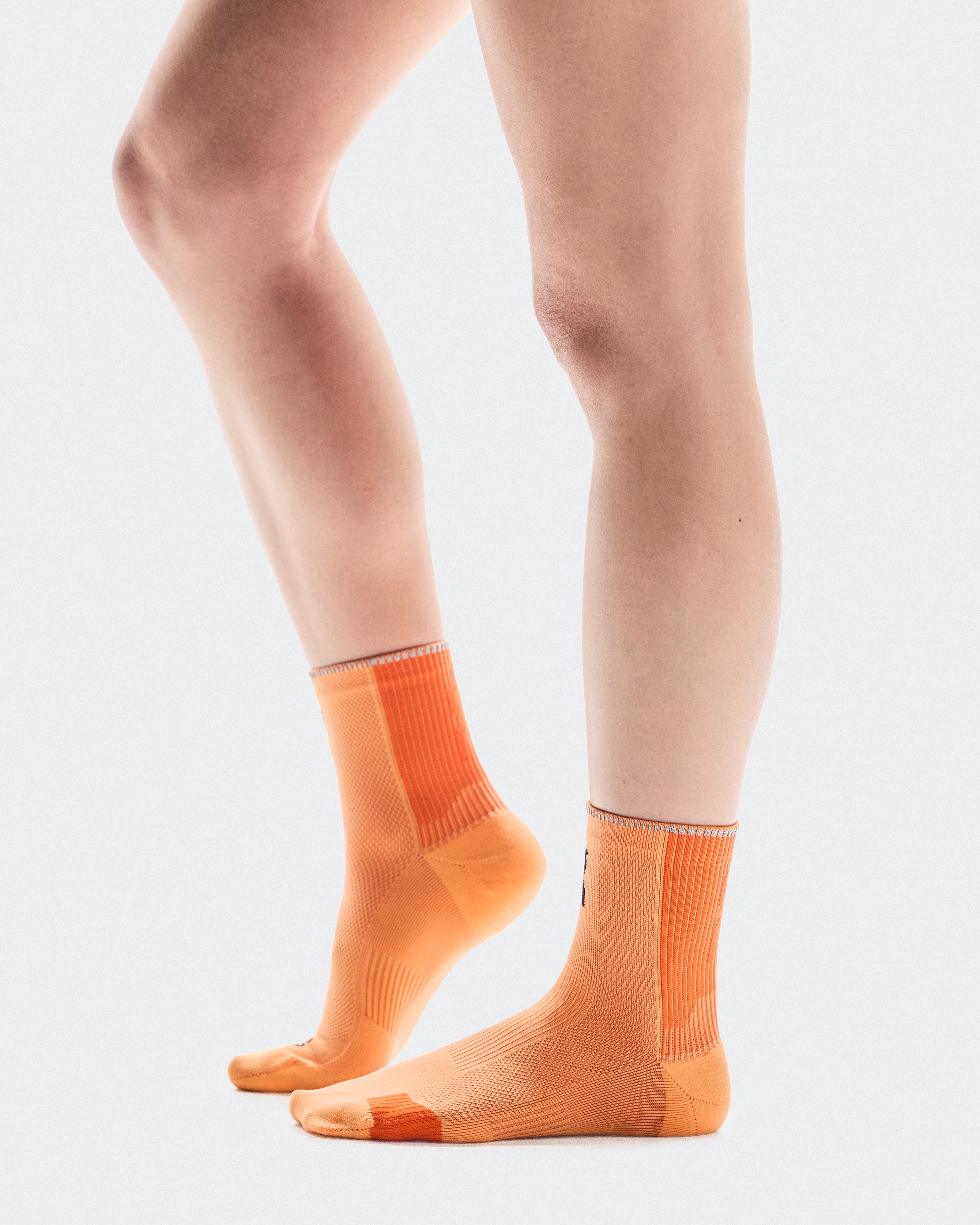 On Performance Run Sock Mid Tangerine & Flame Unisex Socks