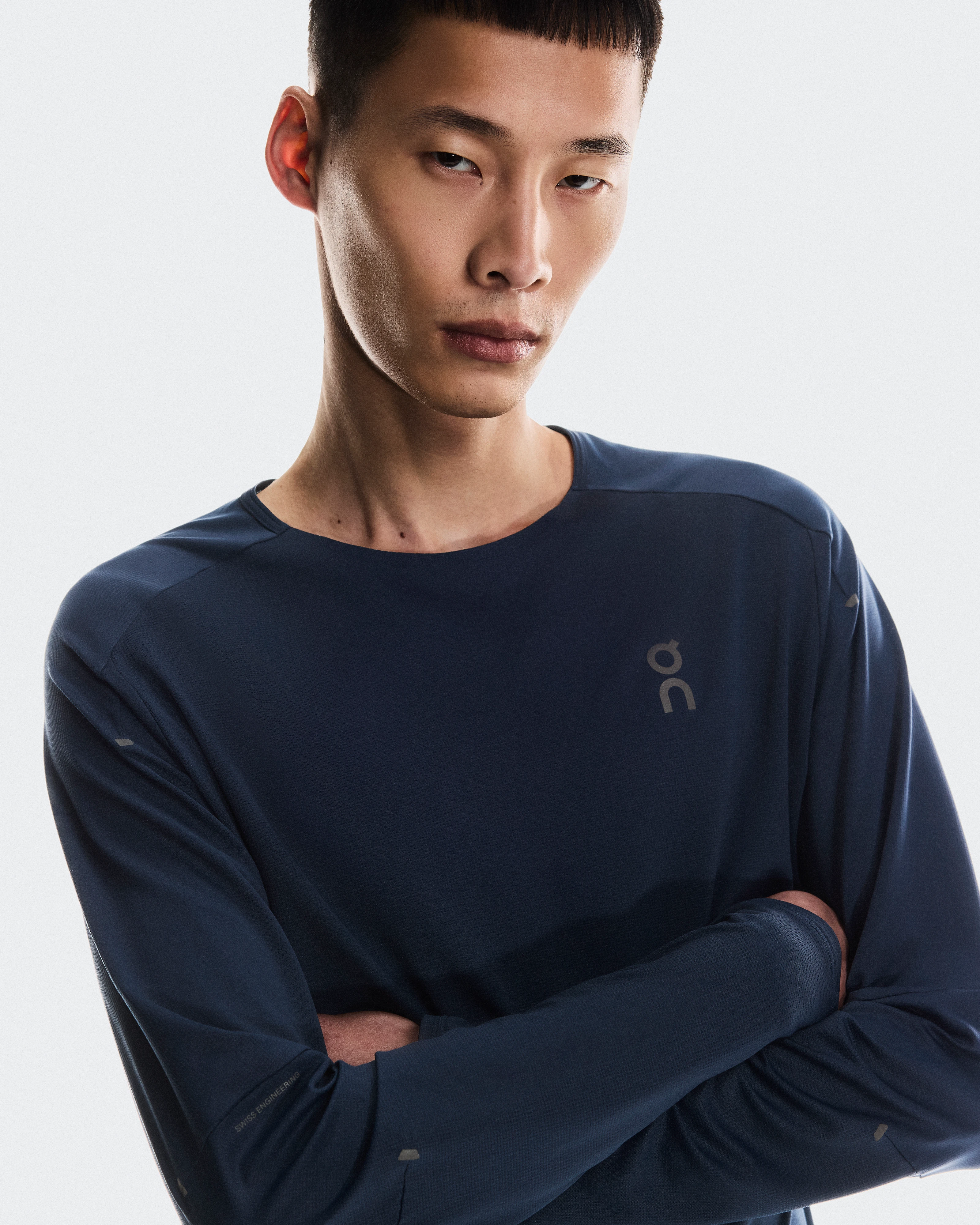 On Performance Long-T Navy & Black Men Tops and t-shirts