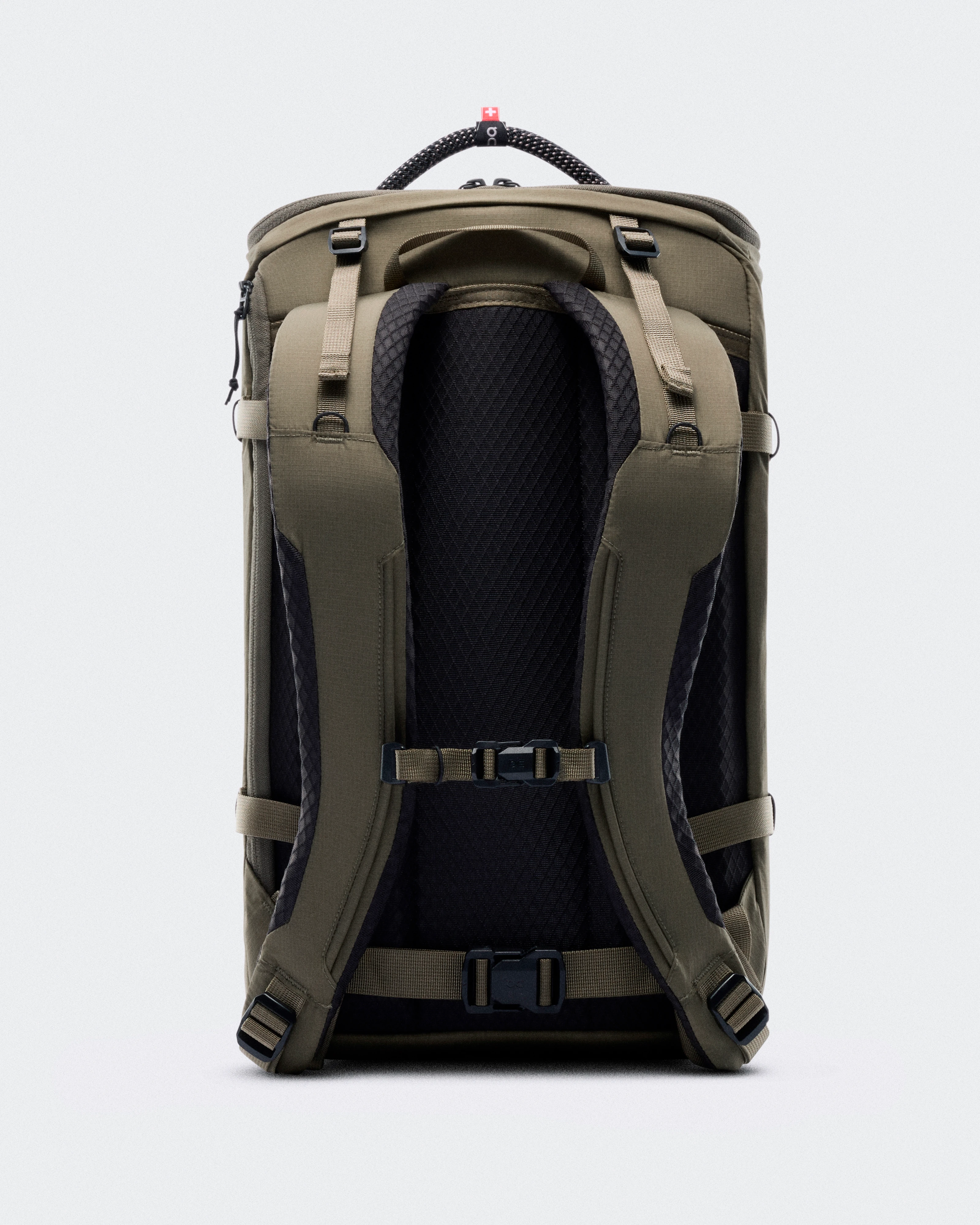 On Speed Pack 30L Olive & Black Unisex Bags