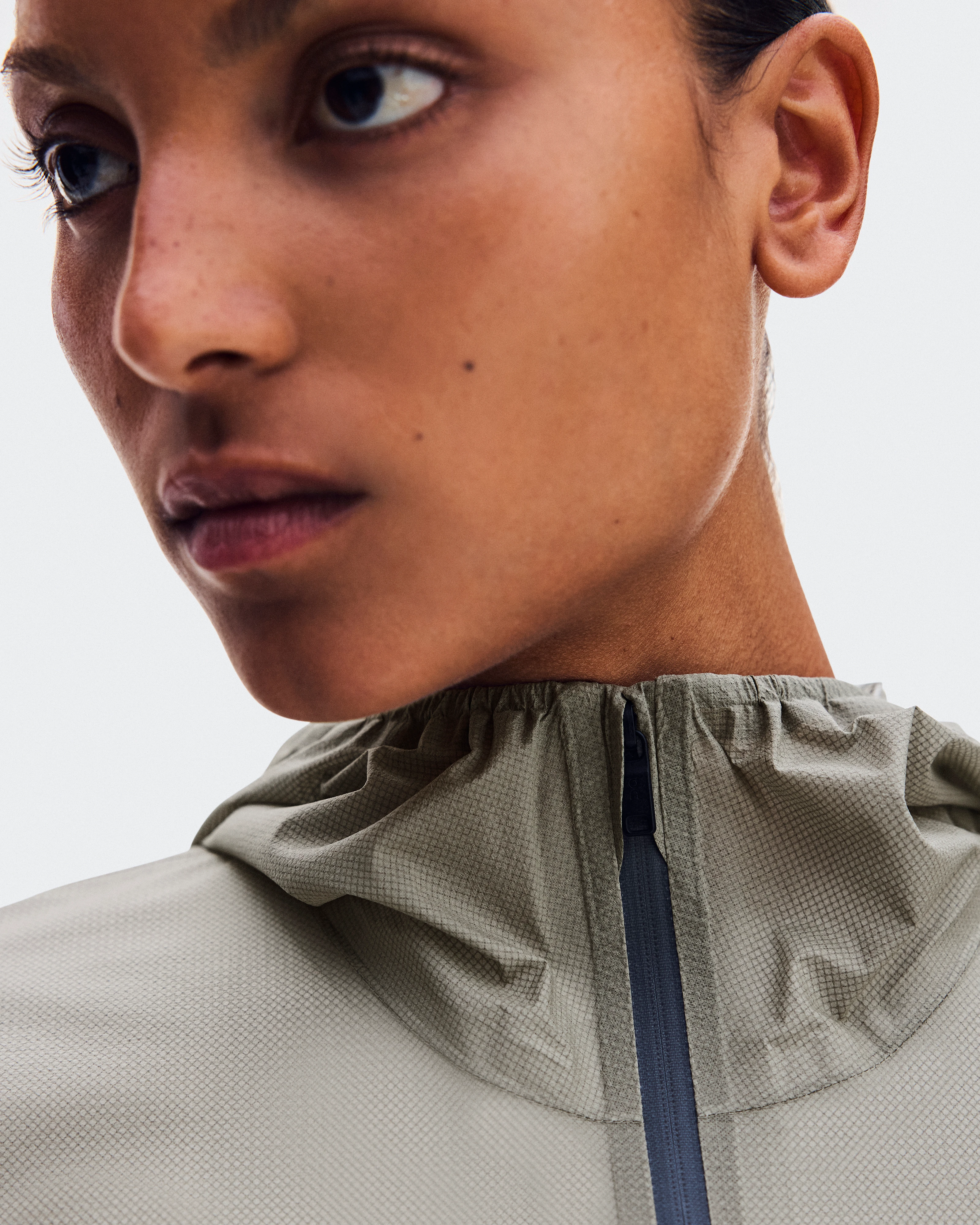 On Explore Lightweight Waterproof Jacket Brume Women Jackets