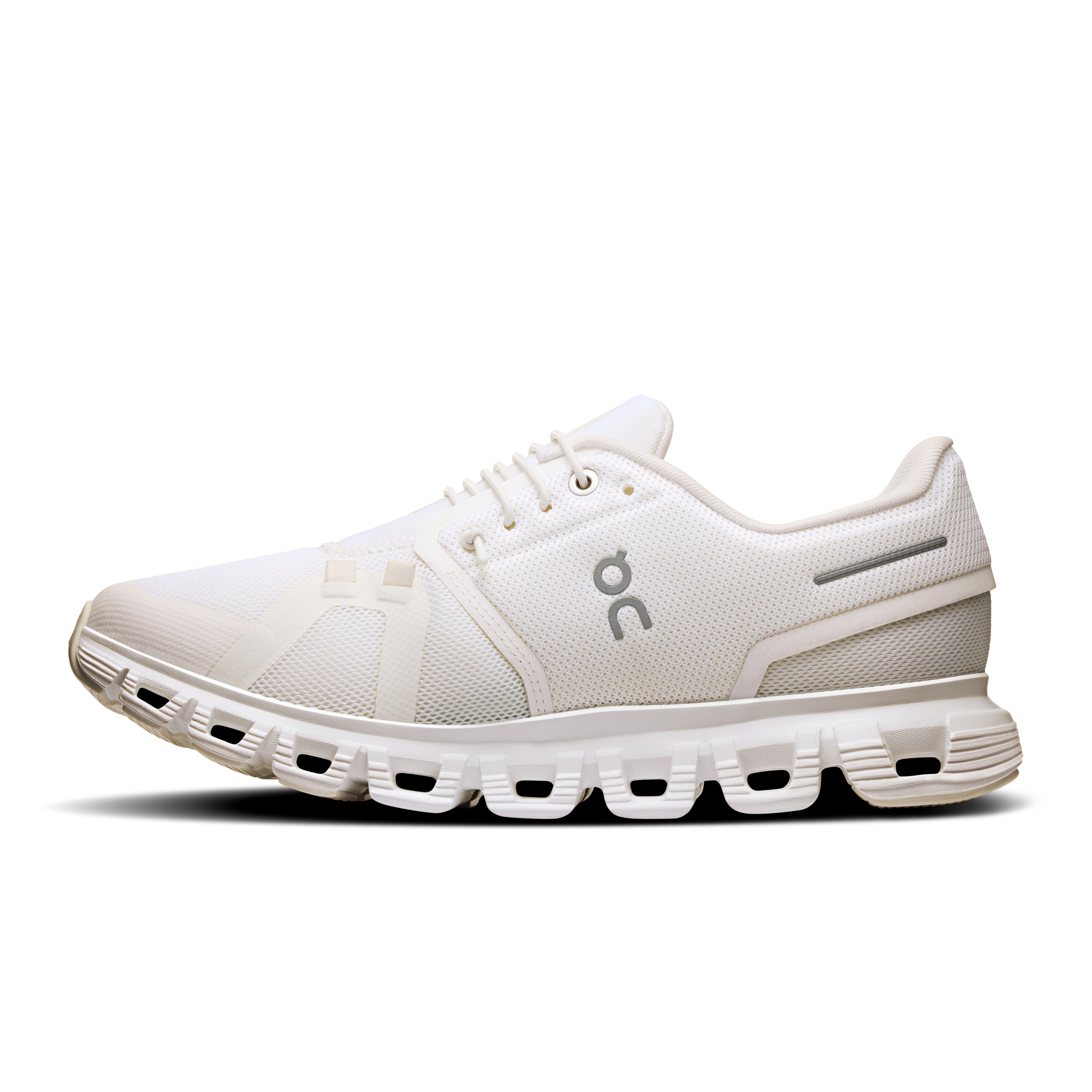 On Cloud 6 White & White Women Active life Shoes