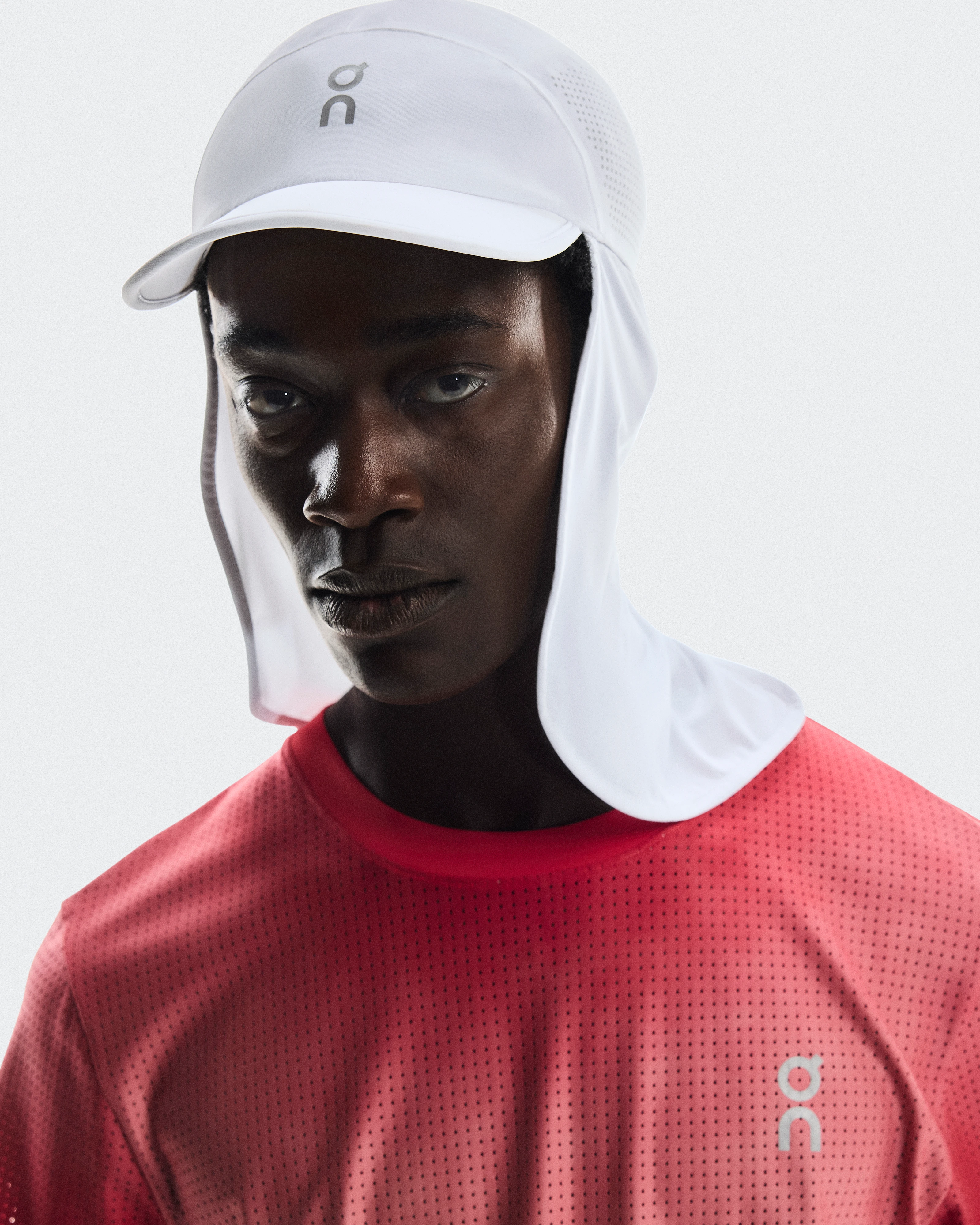 On Solar Cap White Unisex Headwear