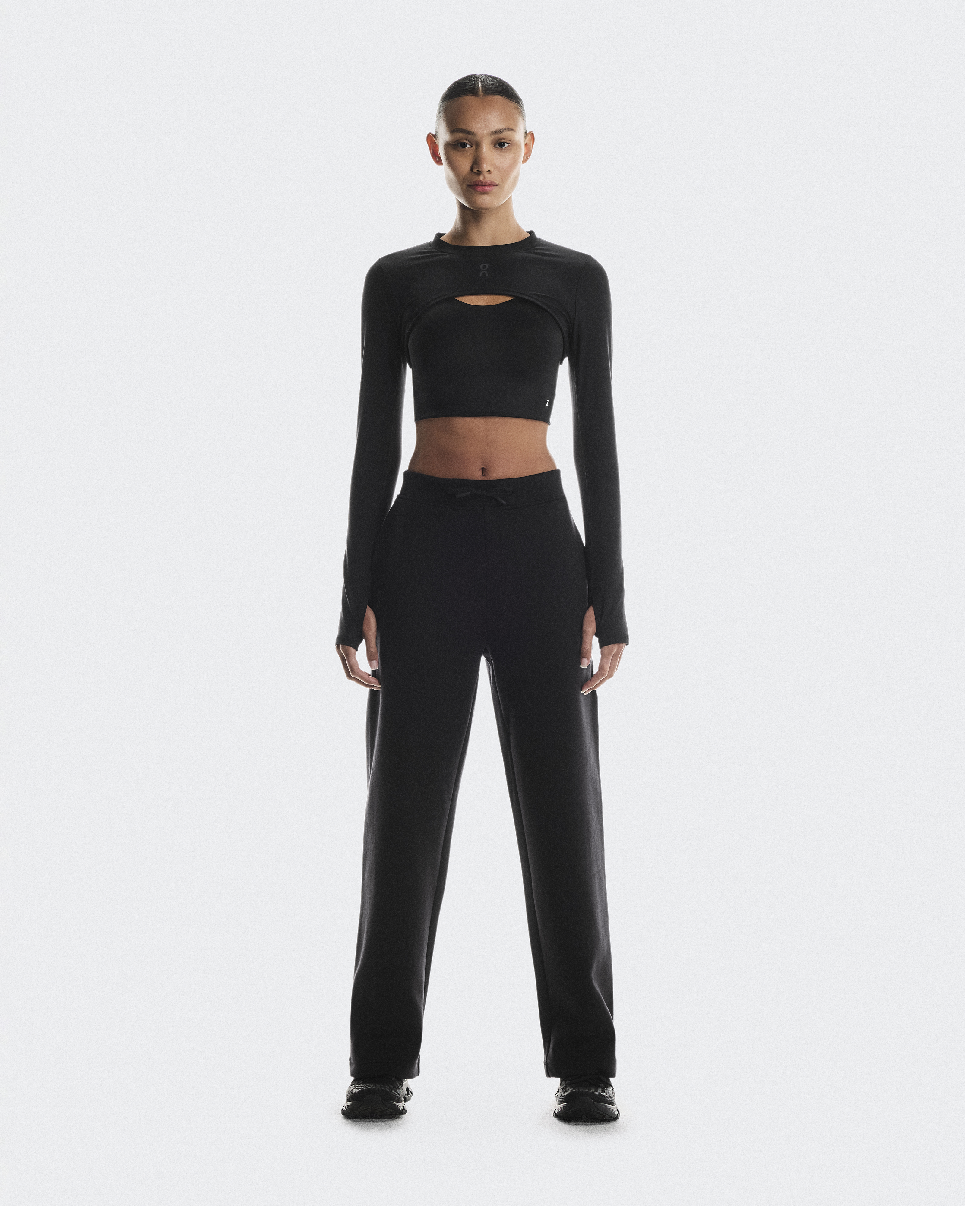 Focus Tech Sweatpants in Black