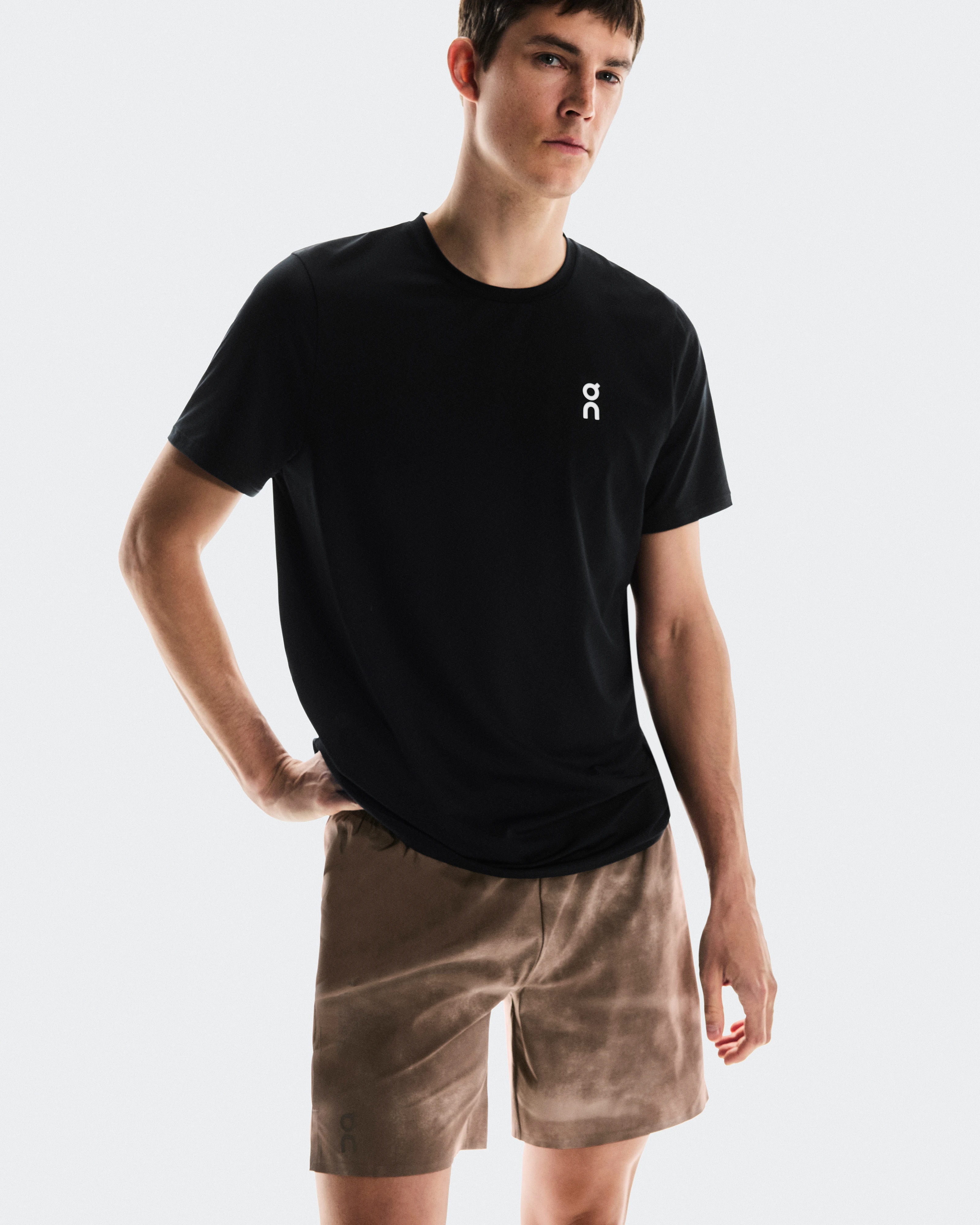 On 7" Performance Shorts AOP Cinder Men Shorts