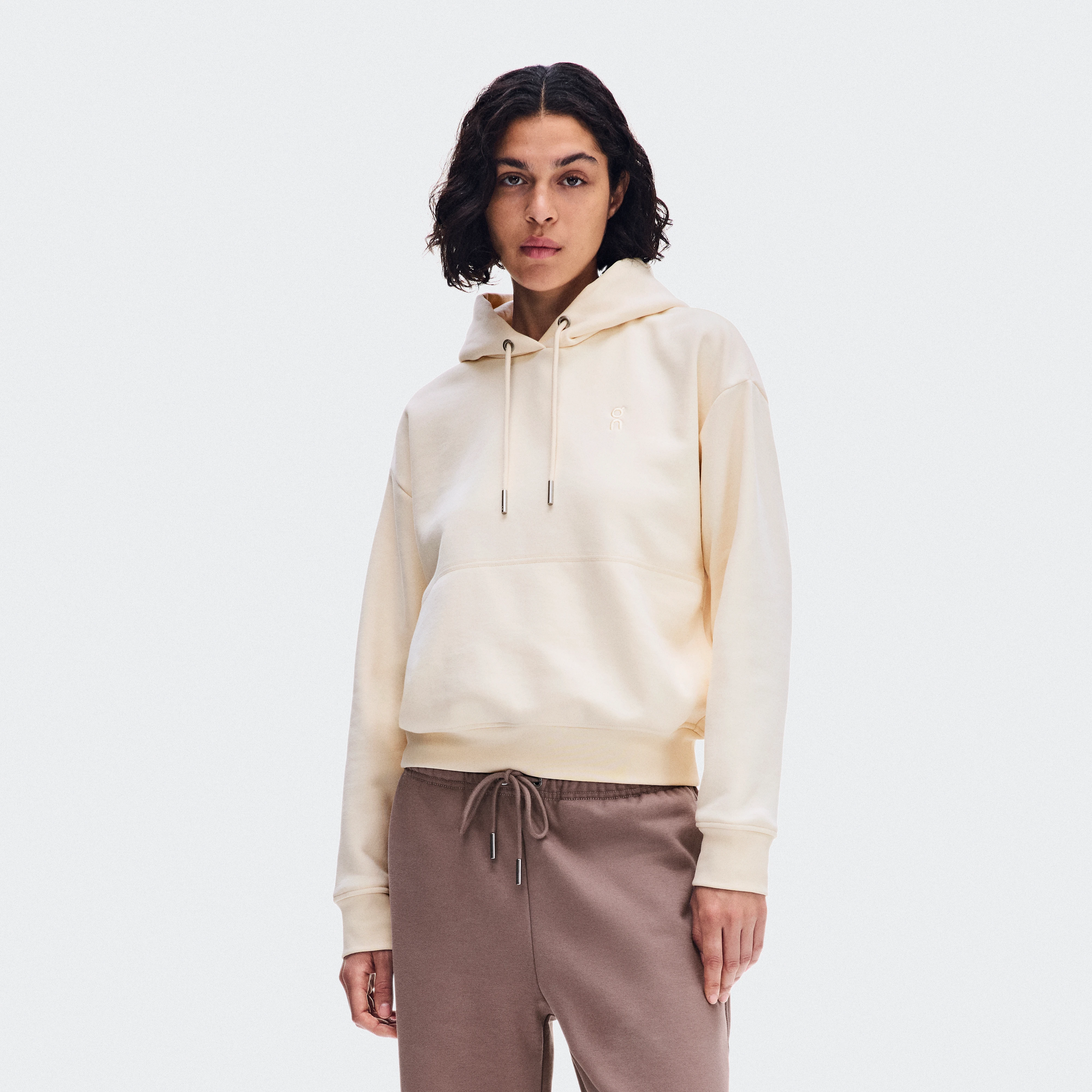 On Club Collective Hoodie Chantilly Women – All-day comfort Hoodies and sweatshirts