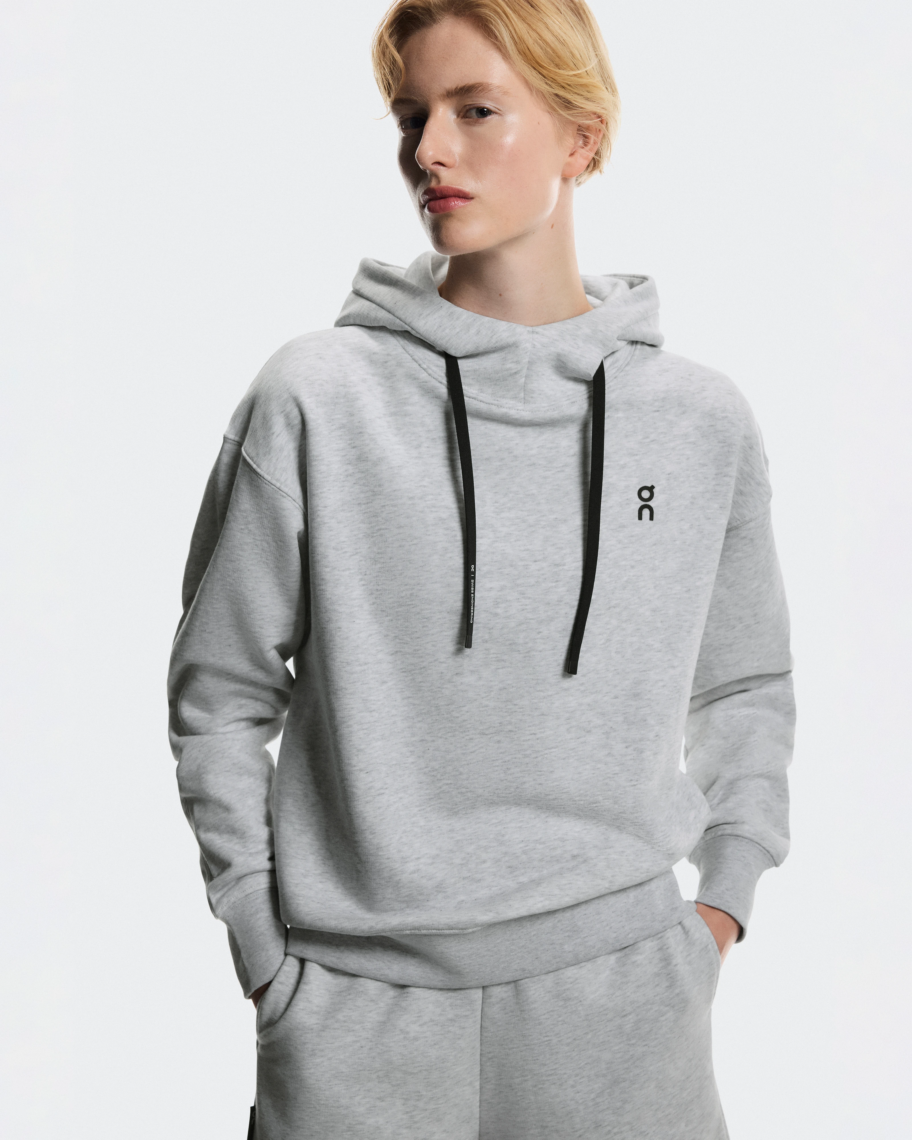 On Club Hoodie Graphic Heather Women Hoodies and sweatshirts