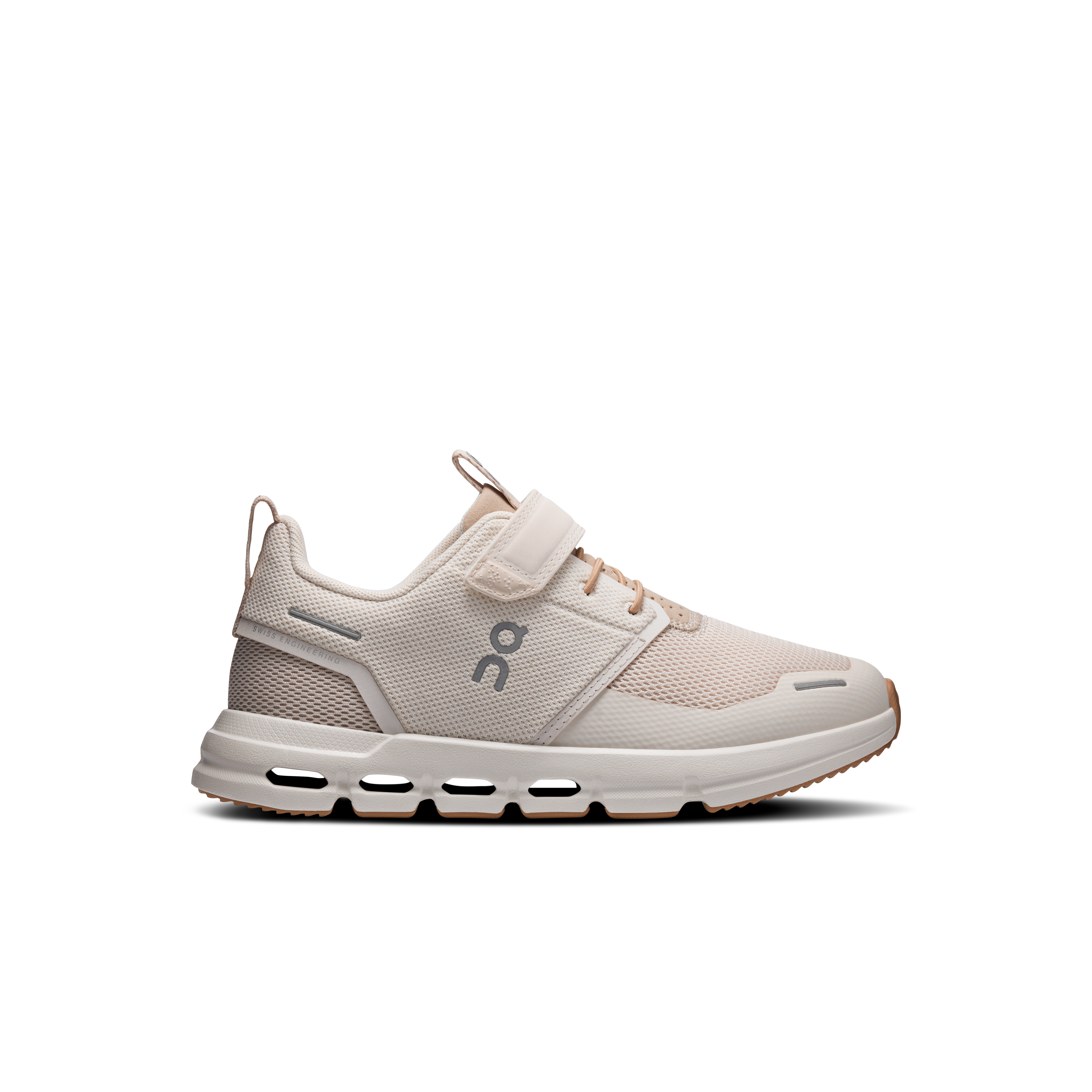 Cloud Play Lifestyle Shoe in Dew/Lark