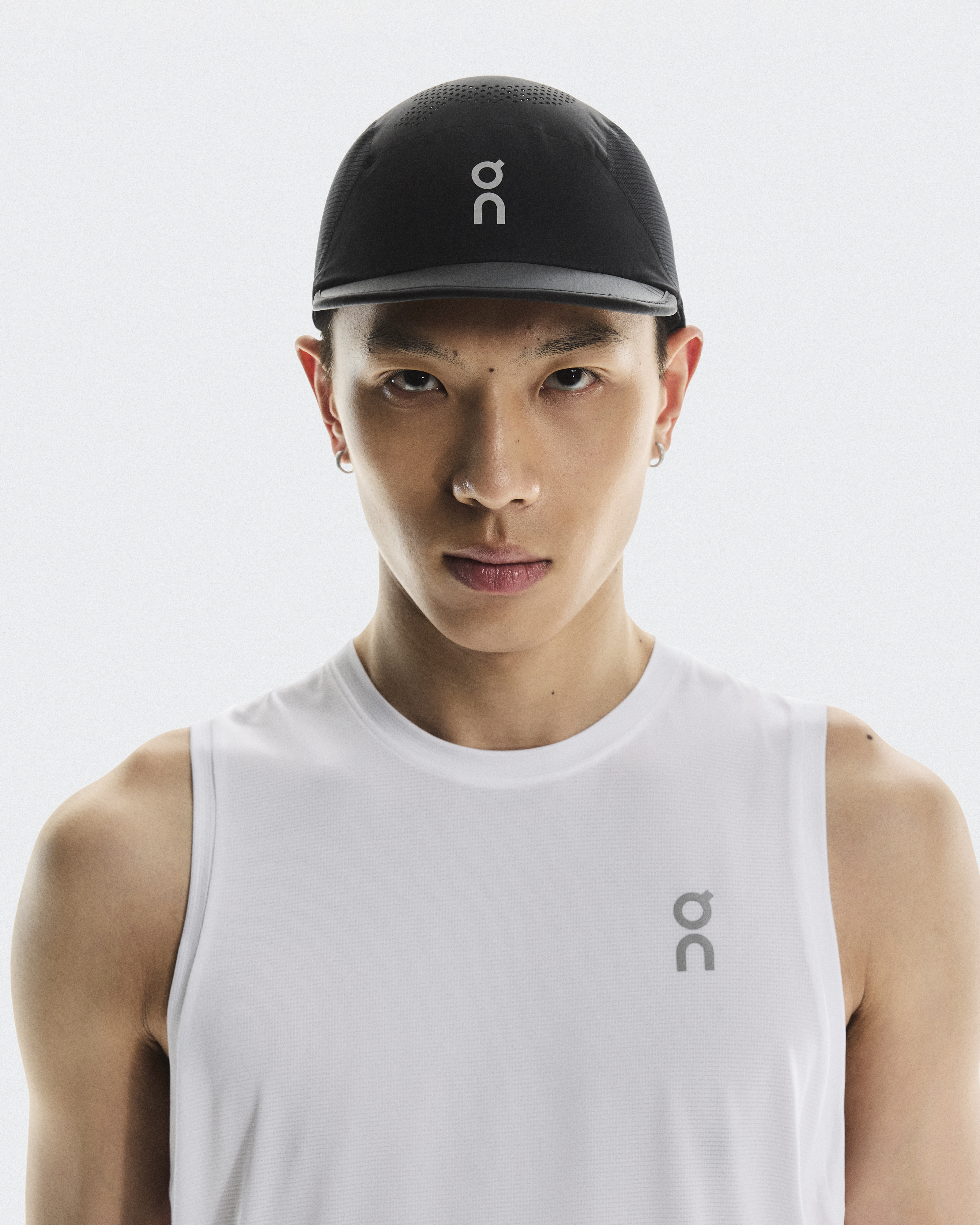 Ultra Cap in Black