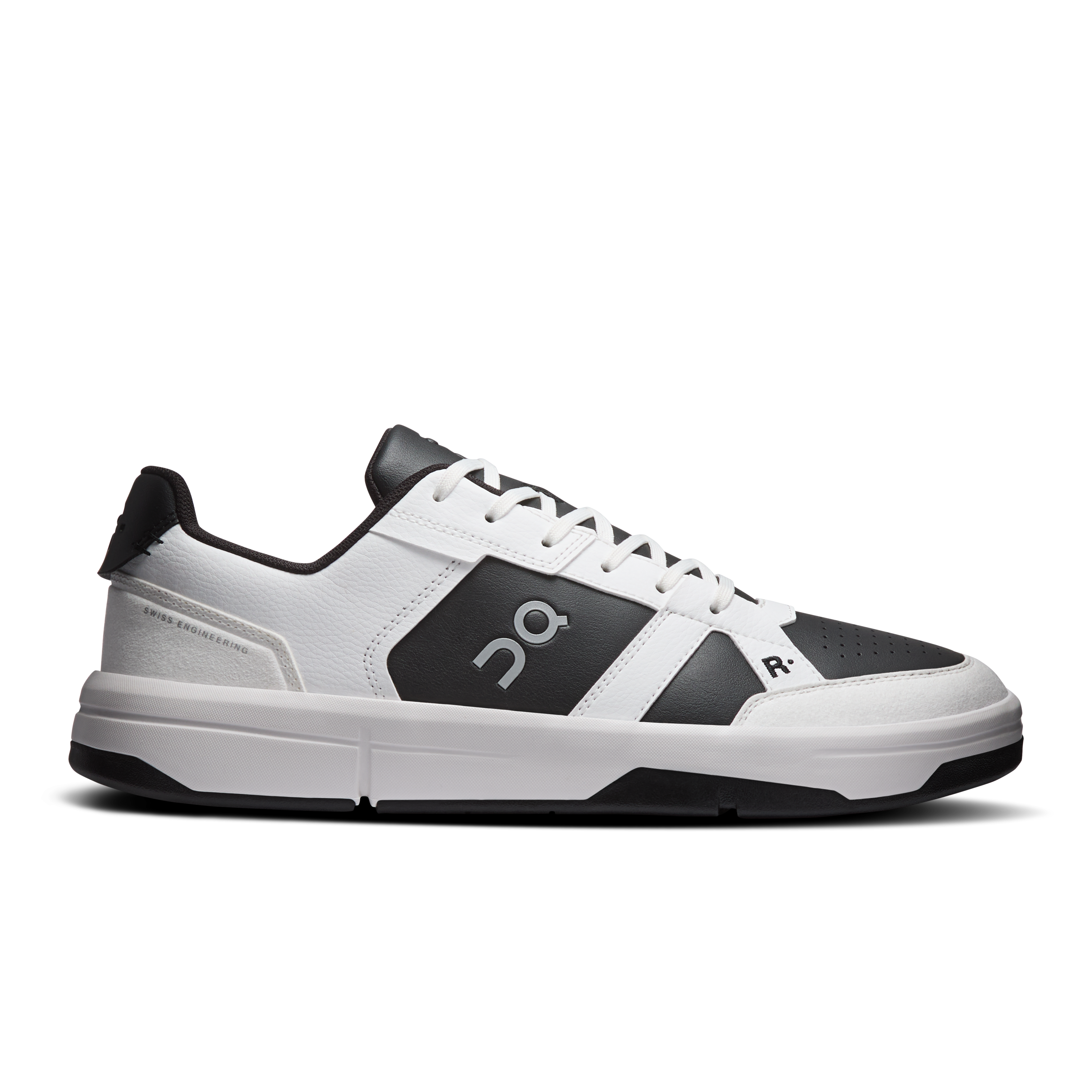 On THE ROGER Clubhouse White & Onyx Men – Lifestyle, all-day, tennis-inspired Shoes