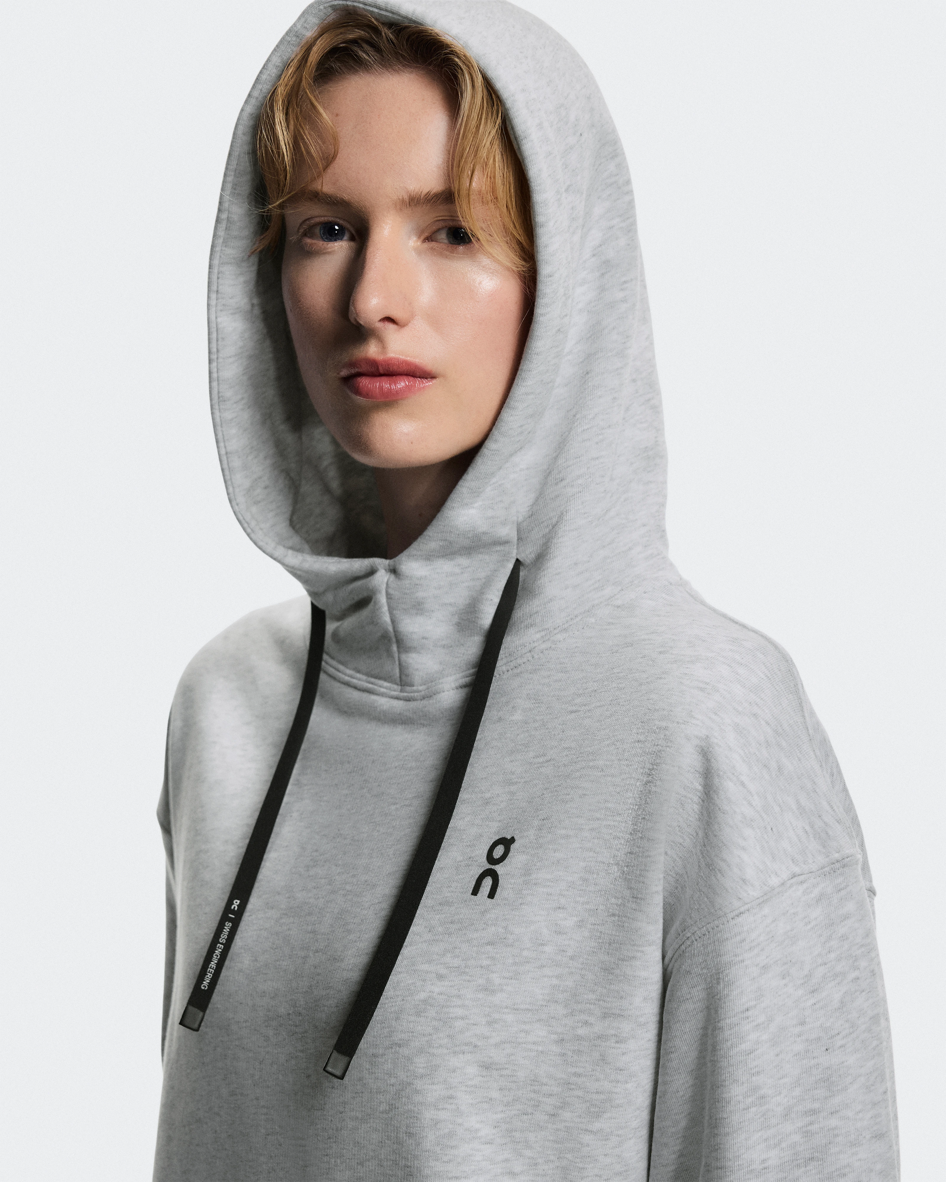 On Club Hoodie Graphic Heather Women Hoodies and sweatshirts