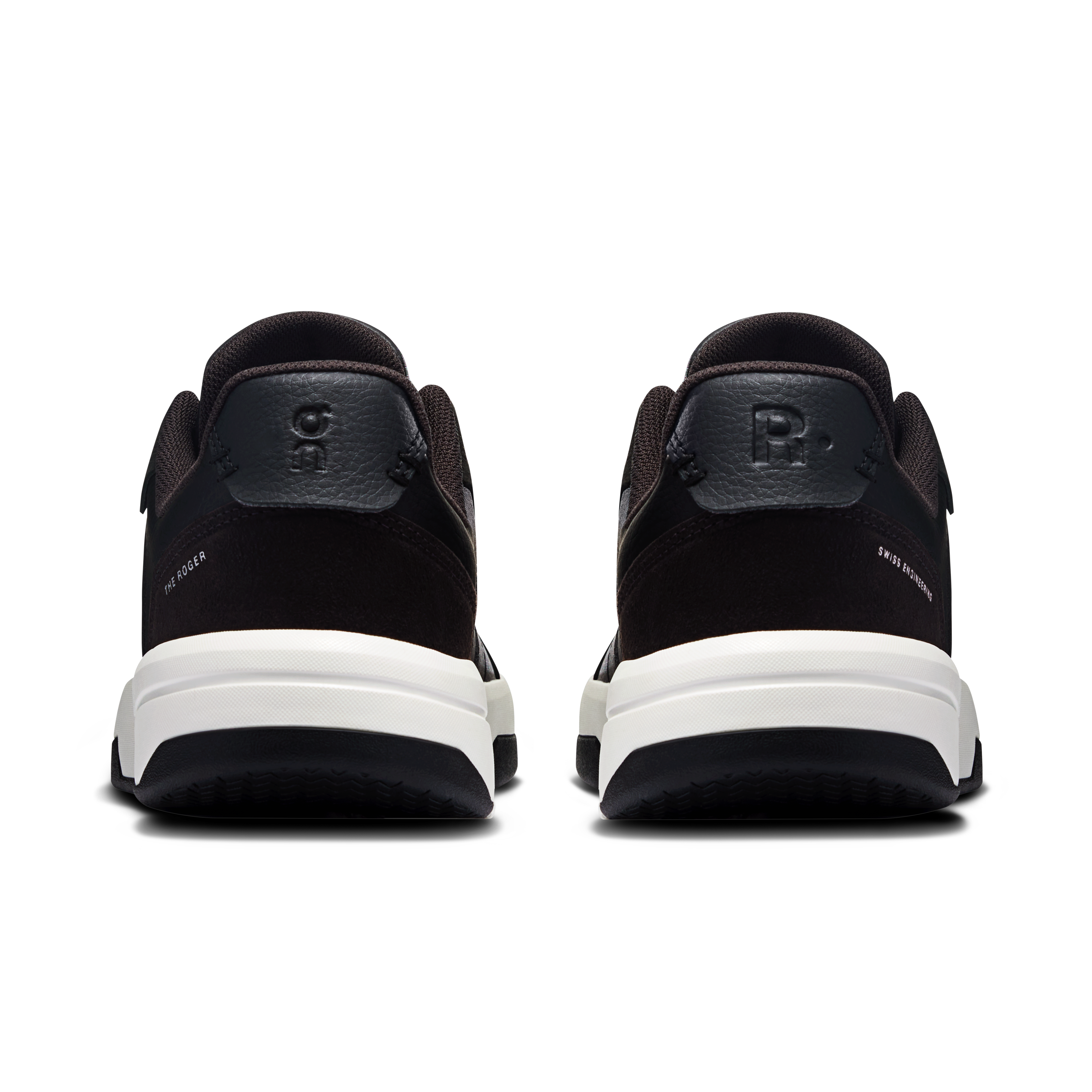 On THE ROGER Clubhouse Black & White Women Tennis Shoes