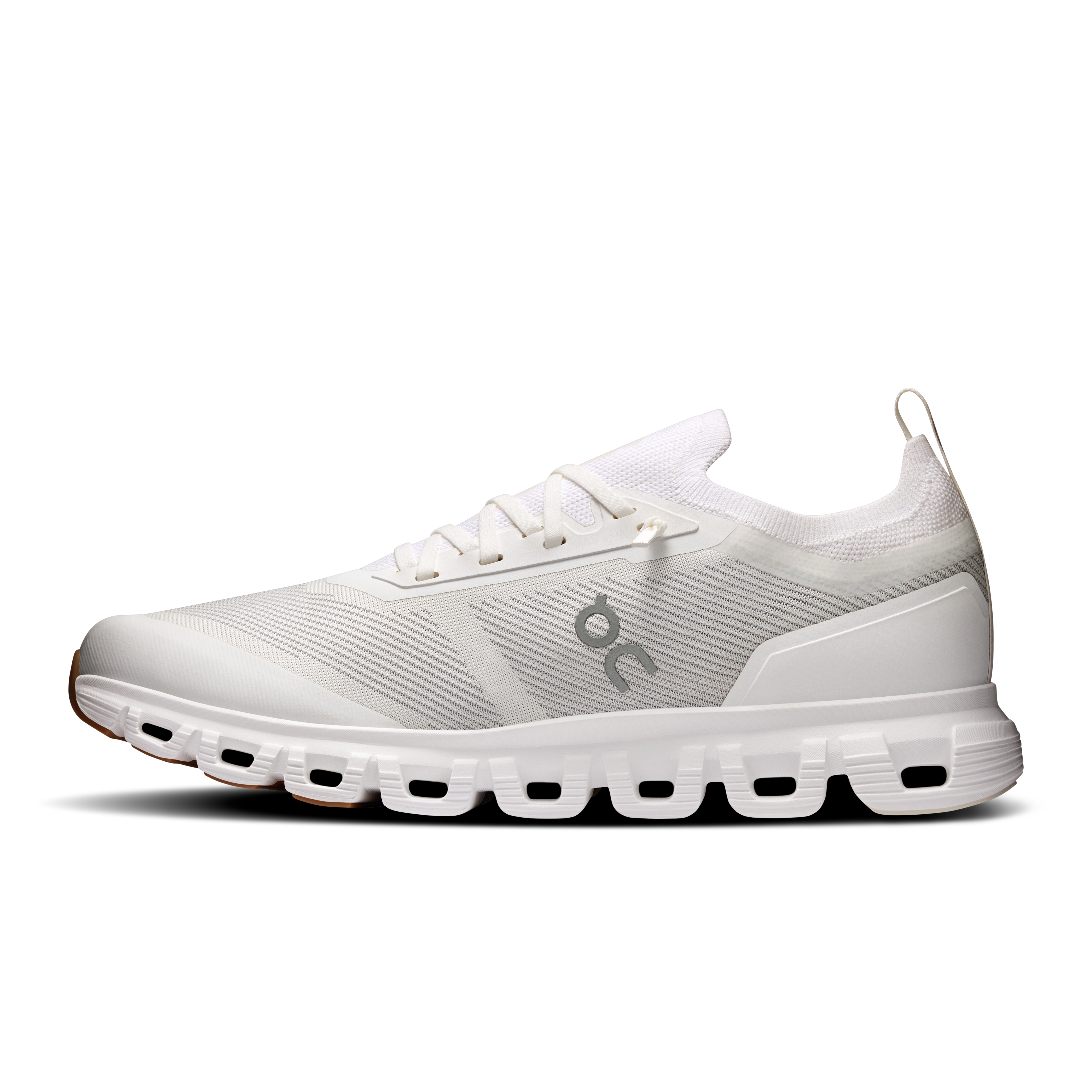 On Cloud 6 Versa White & White Men Active life Shoes