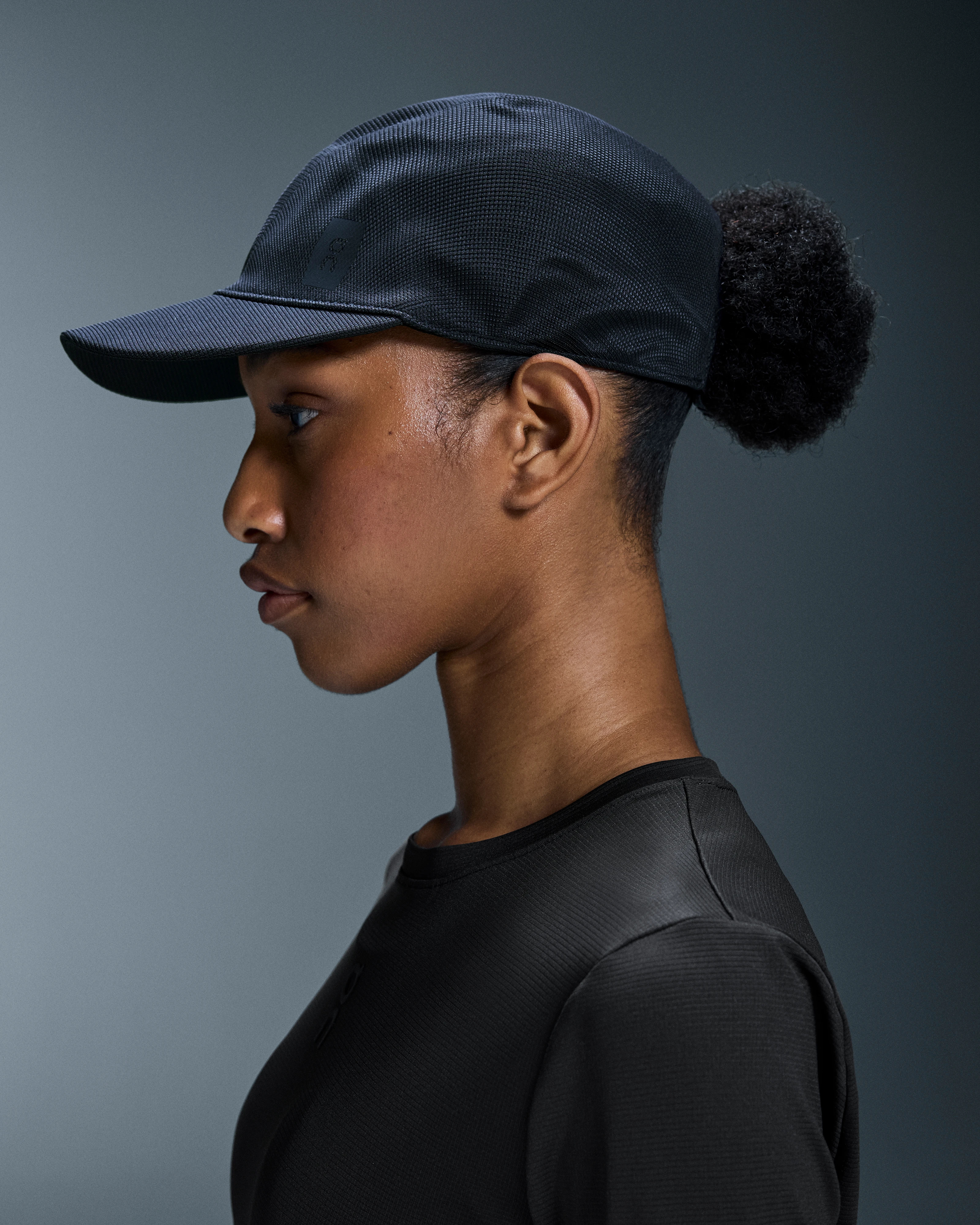 On Moulded Cap Navy Unisex Headwear