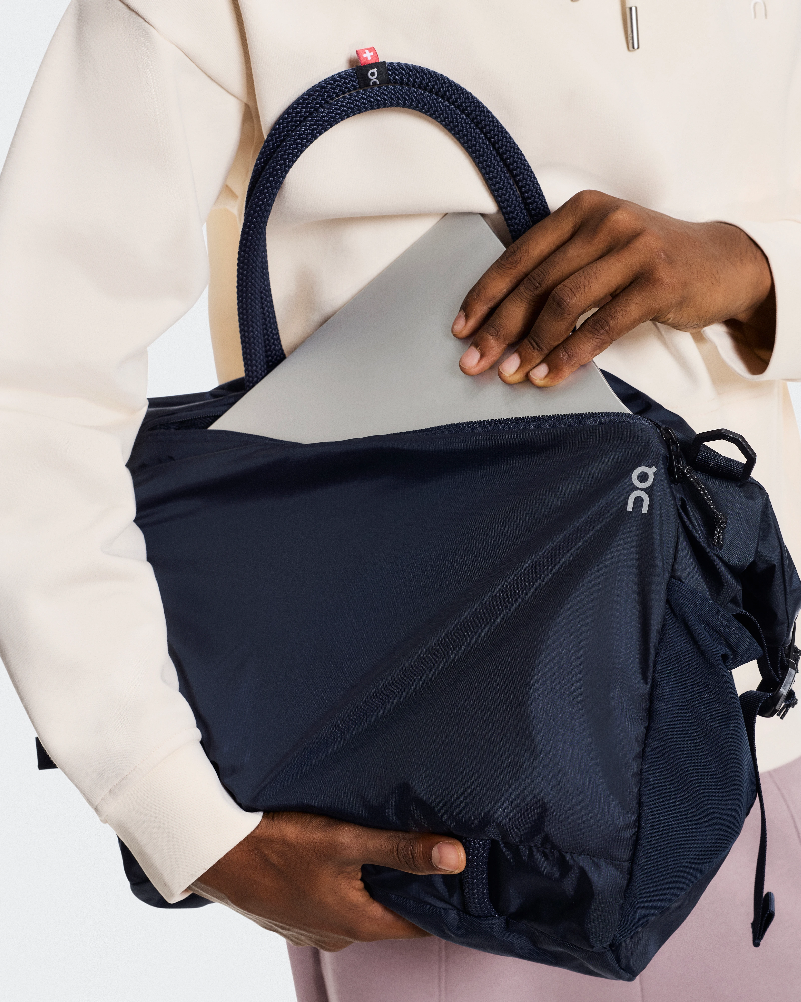 On Track Pack 35L Lite Navy Unisex Bags