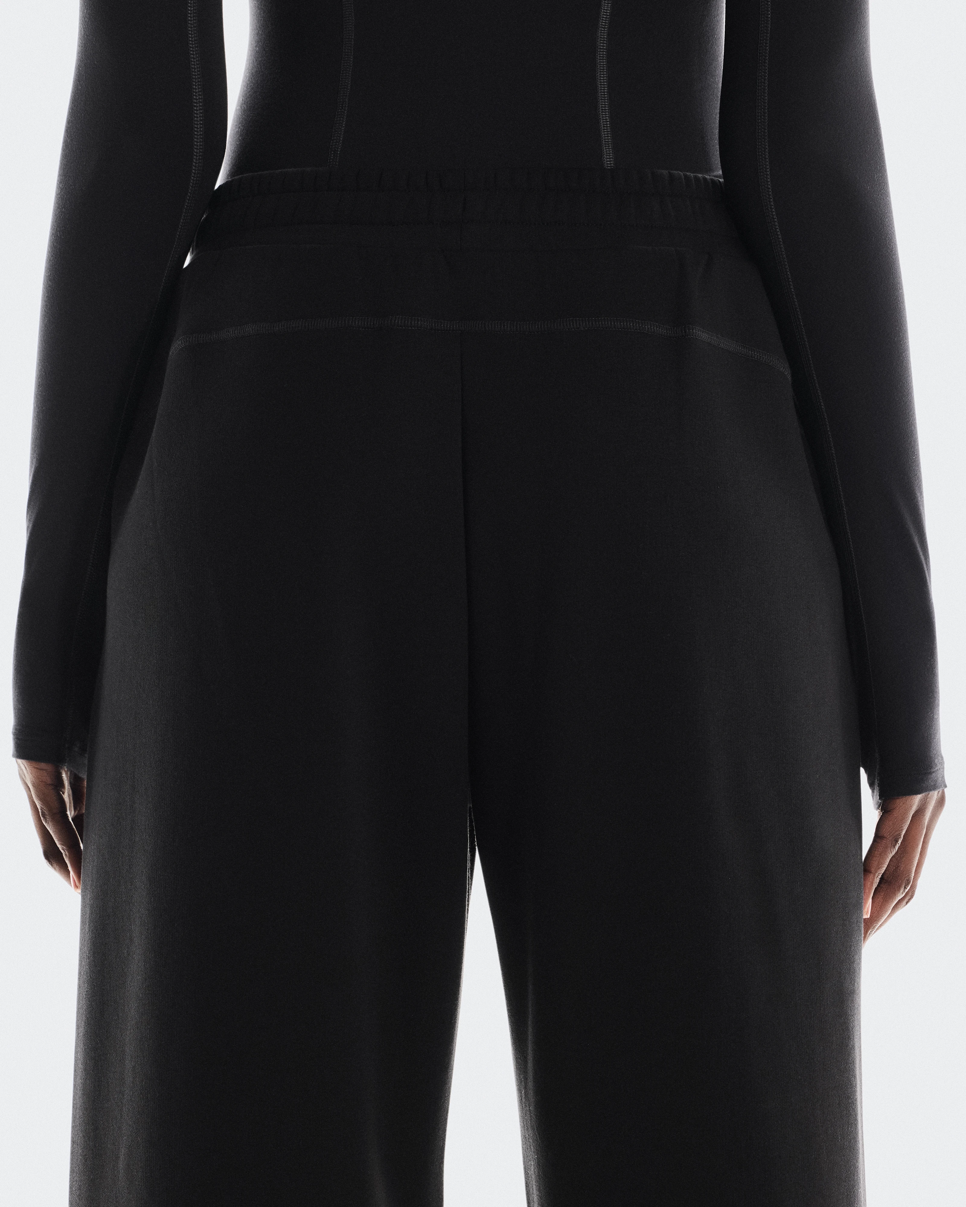 On Club Loose Pants FKA Black Women Pants