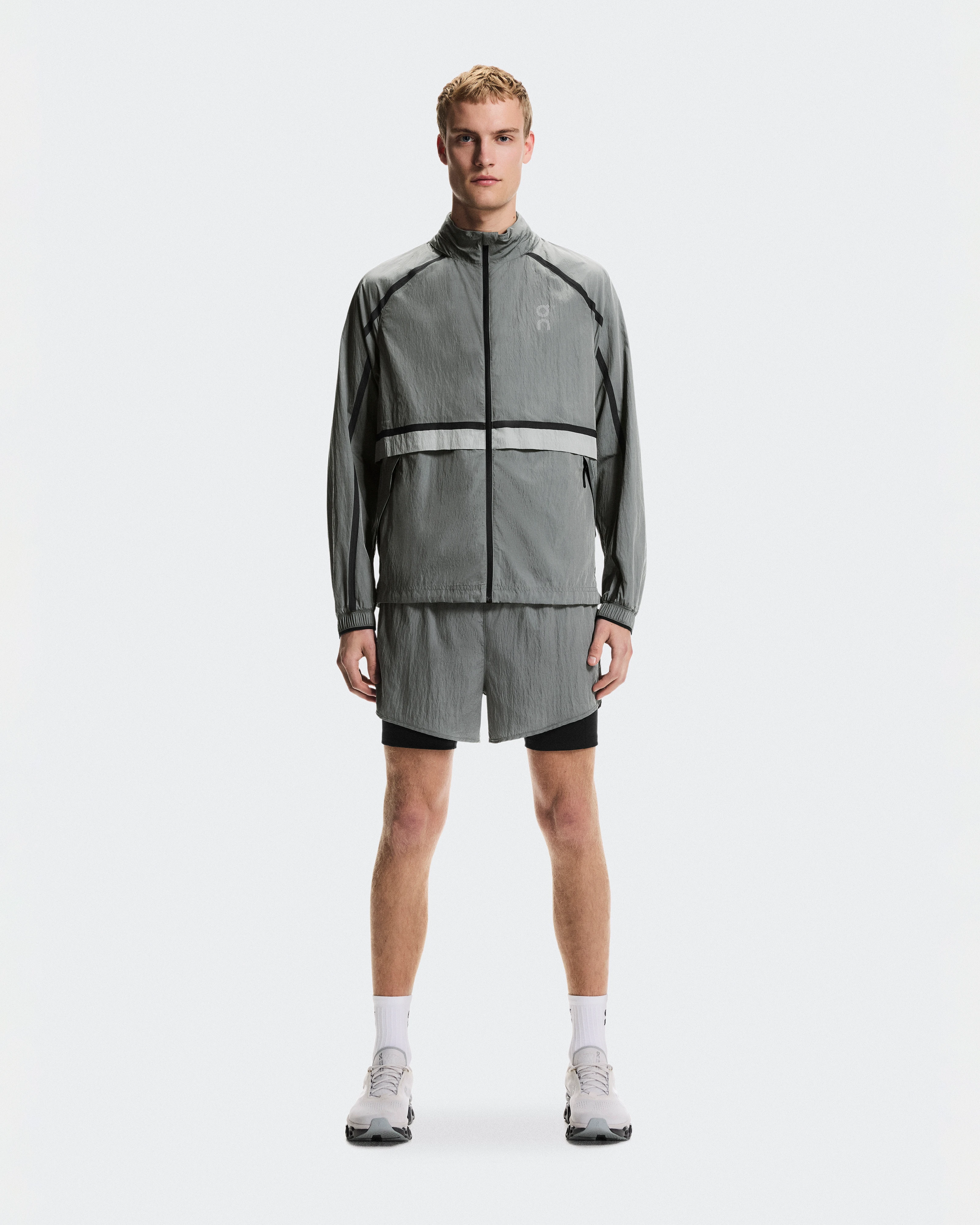 On Performance Volt Shorts Glacier Men Shorts