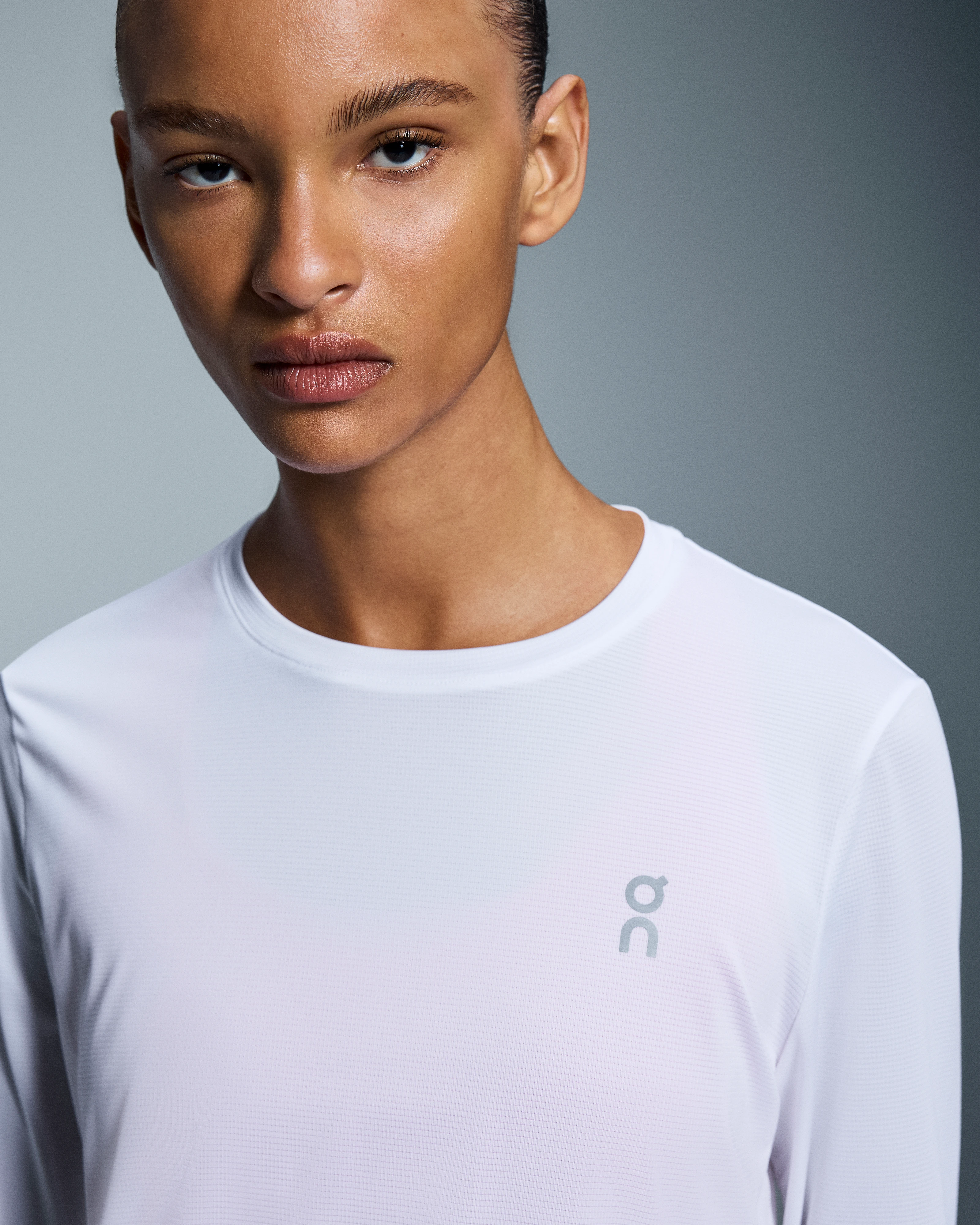 On Core Long-T White Women Tops and t-shirts