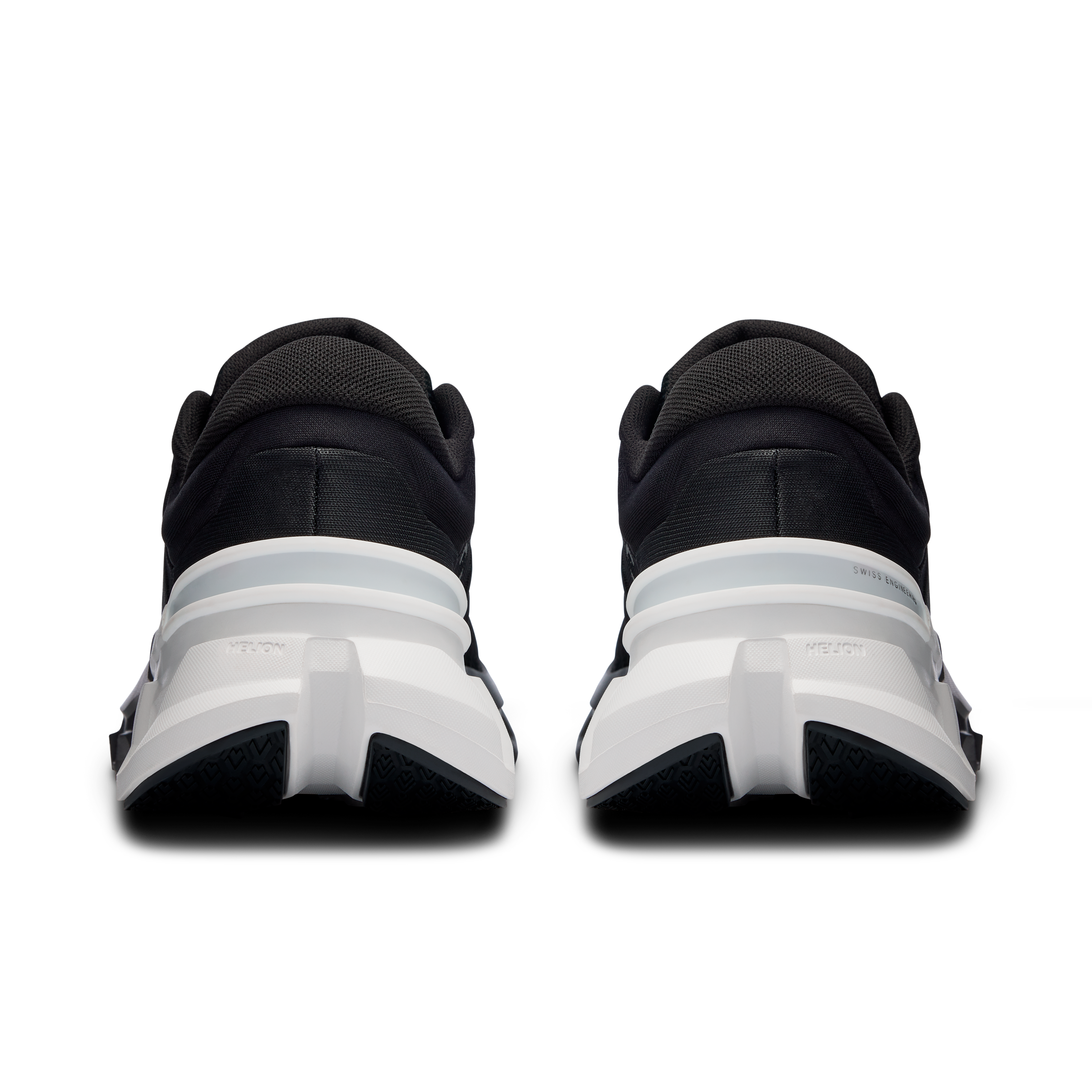 On Cloudflyer 5 Black & White Women Road running Shoes