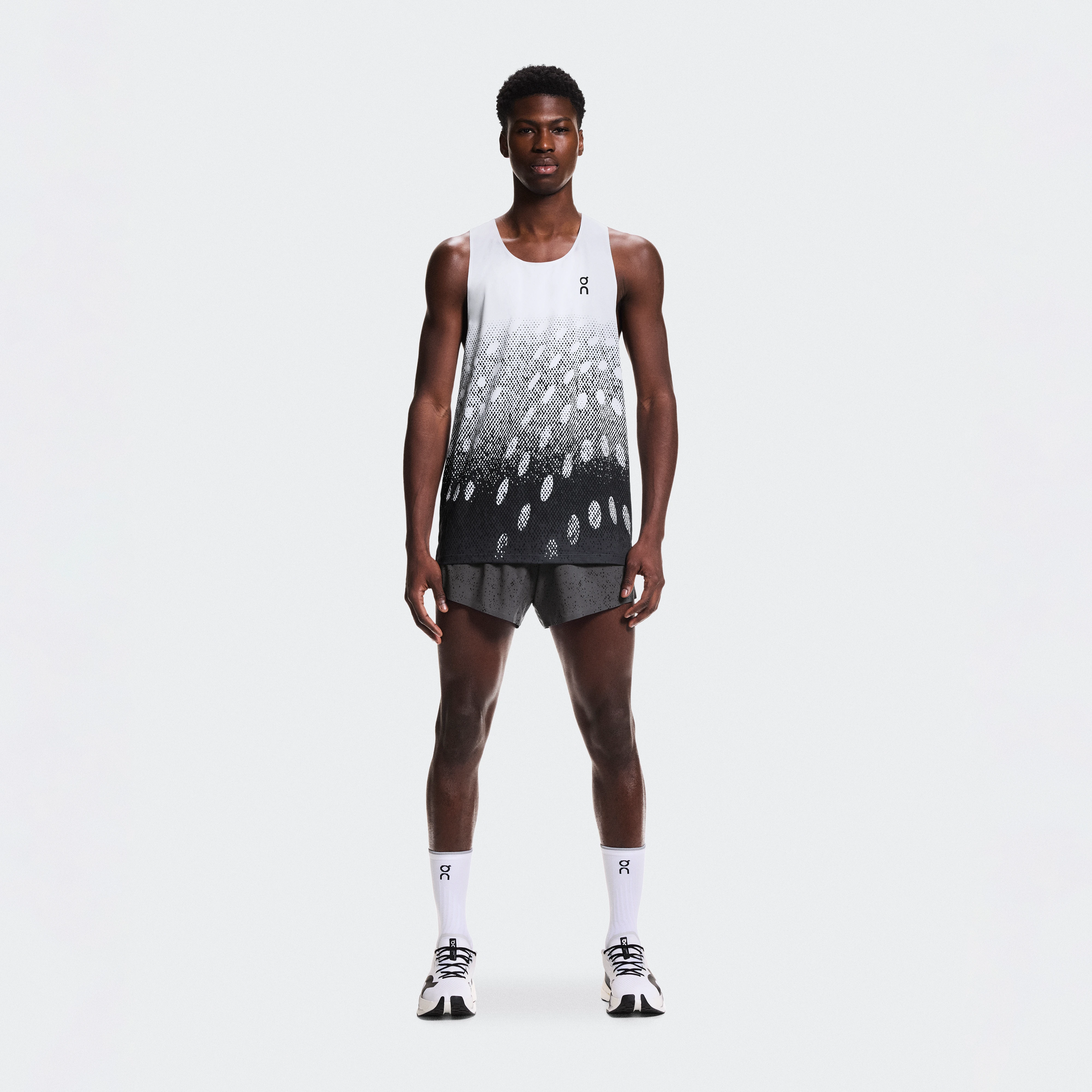 On Zero Shorts Iron & Black Men – Race day running, warm-weather training Shorts