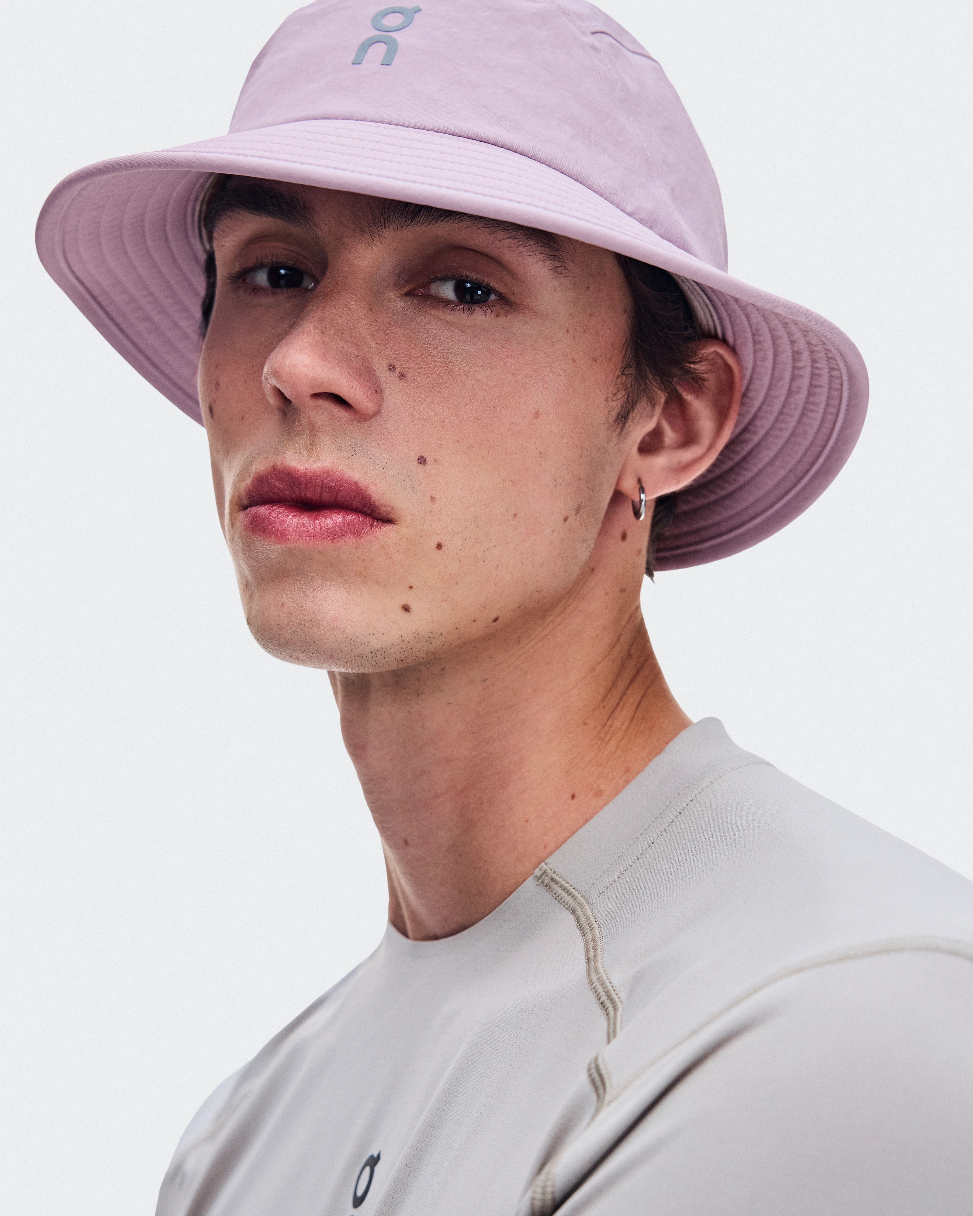 On Trail Hat Foxglove Unisex Headwear