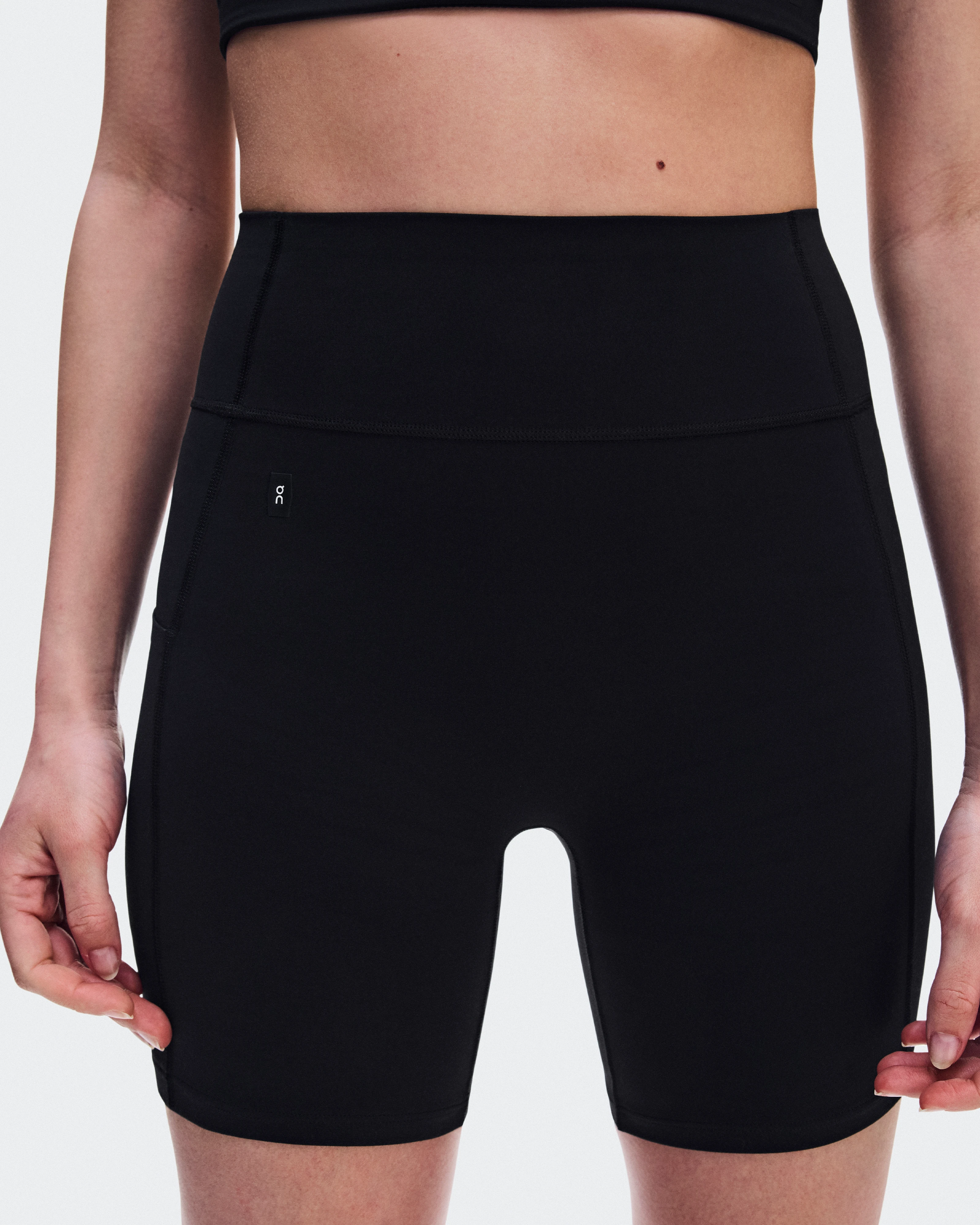 On Studio Leggings Short 6" Black Women Tights
