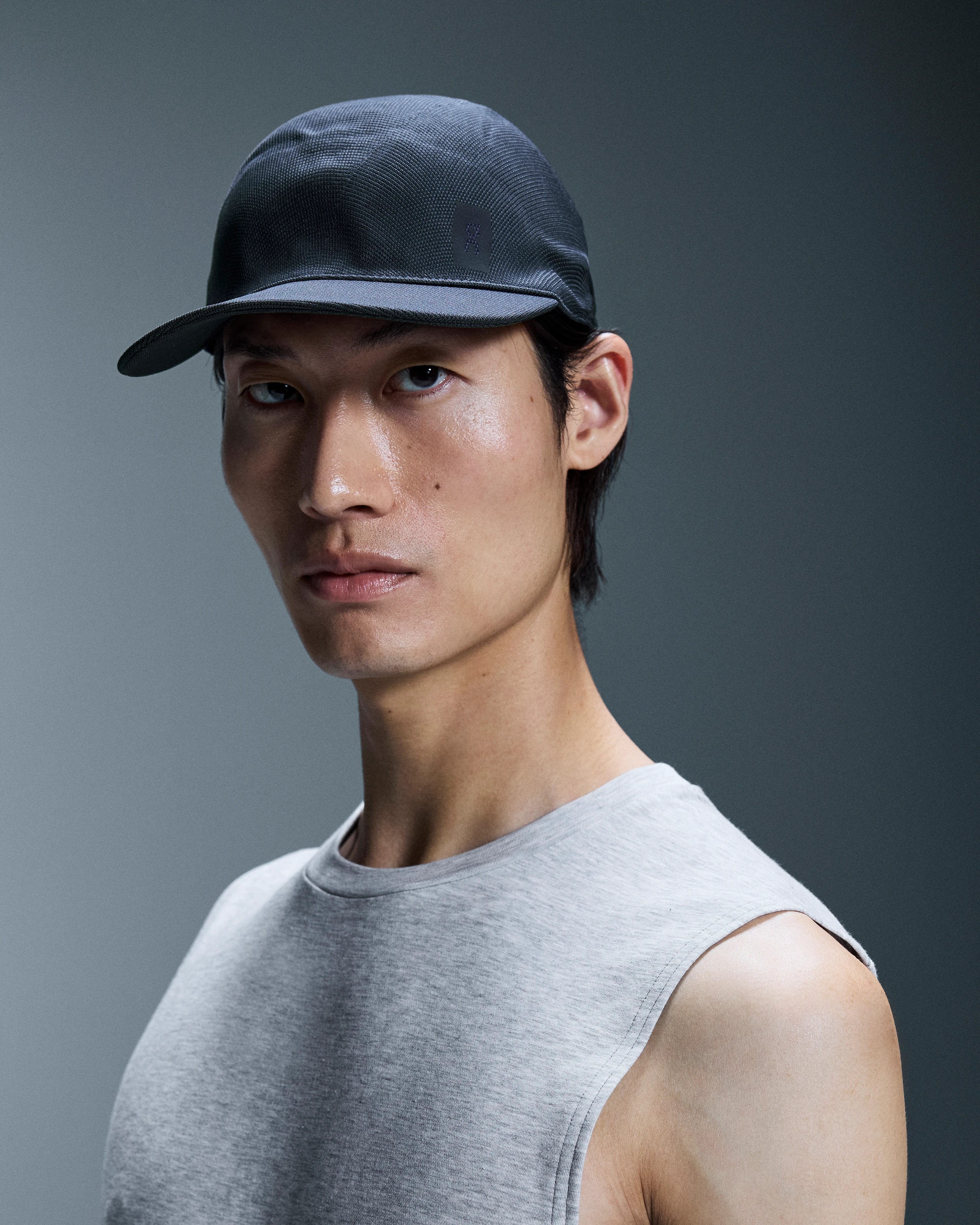 On Moulded Cap Navy Unisex Headwear