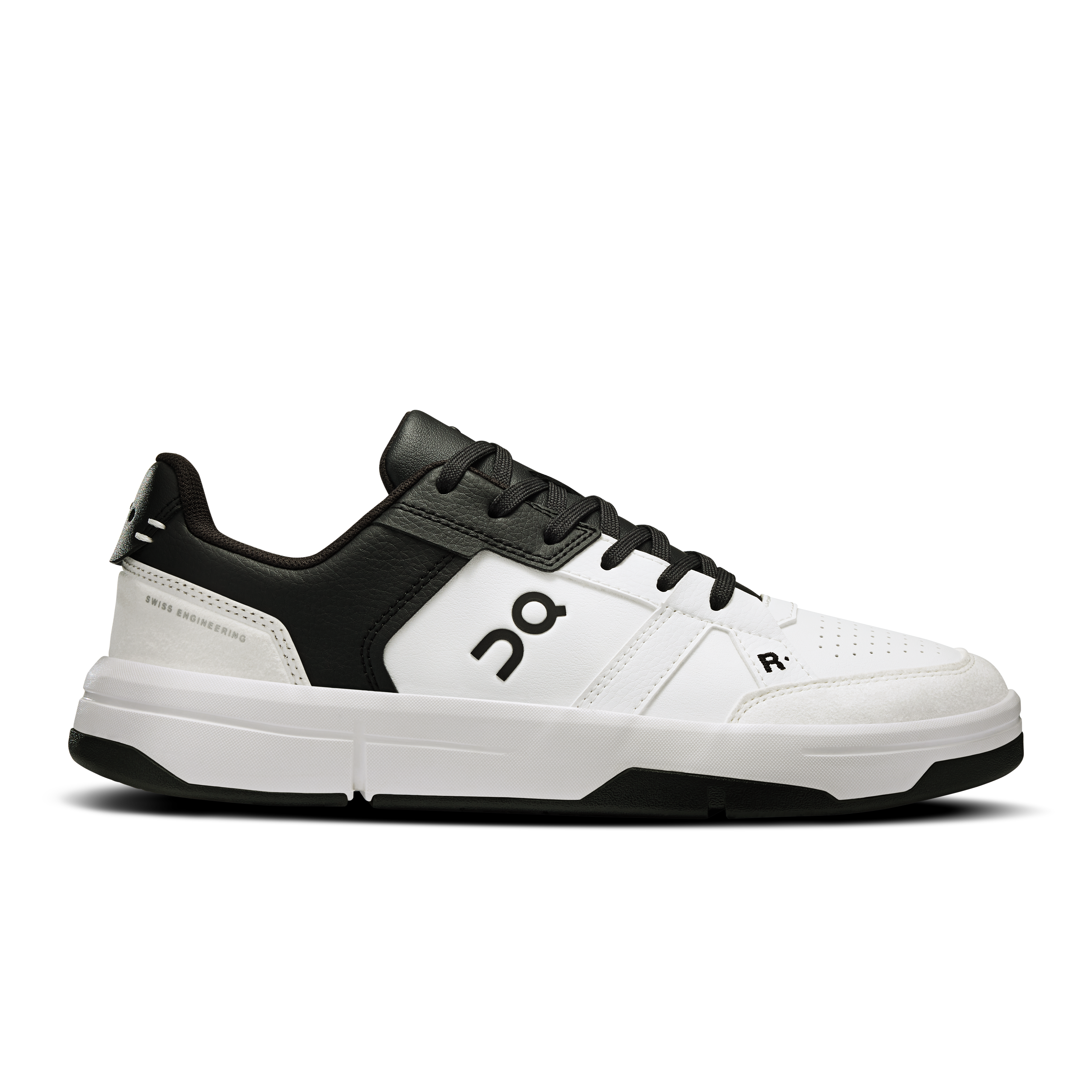THE ROGER Clubhouse Tennis Shoe in White/Black