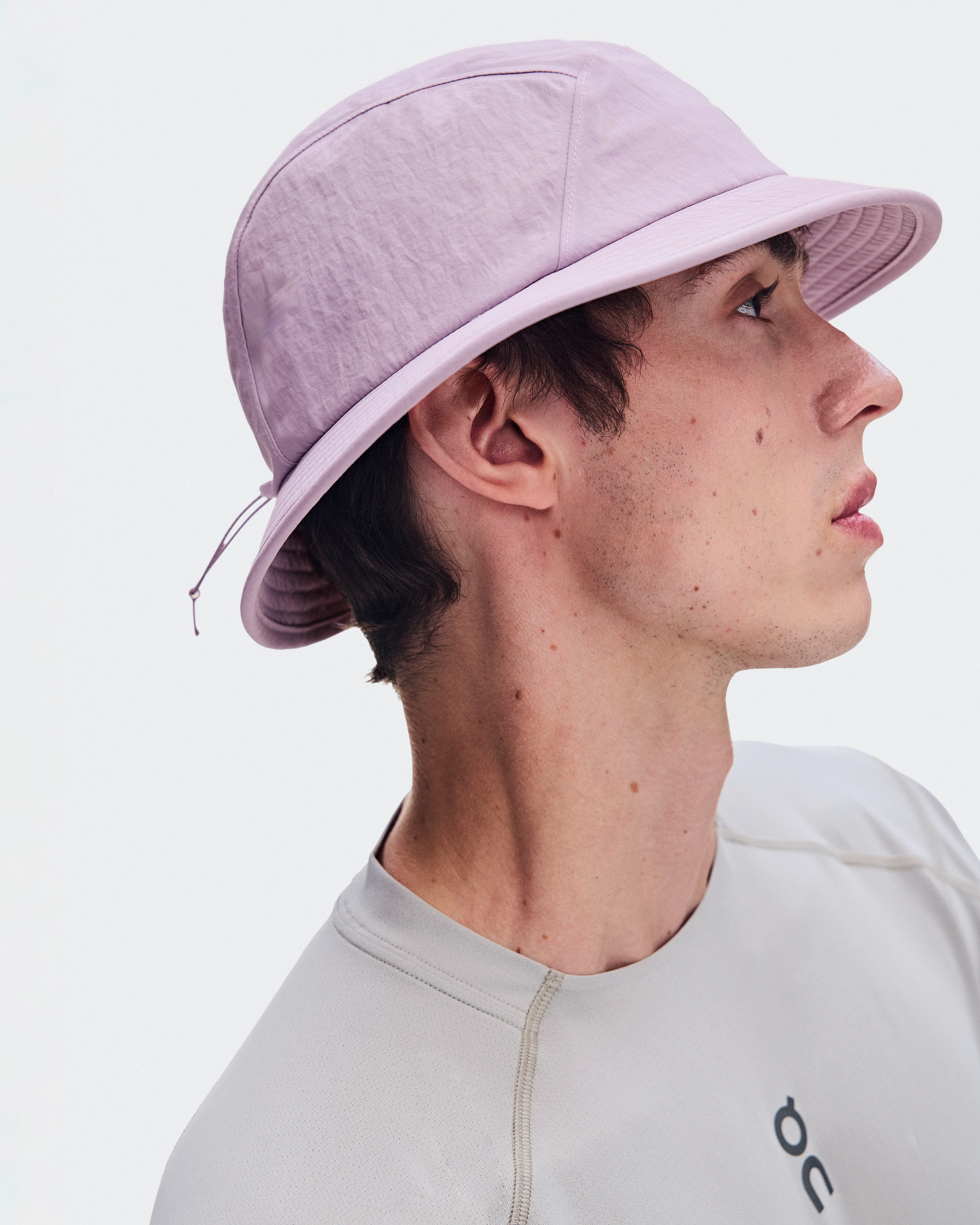 On Trail Hat Foxglove Unisex Headwear