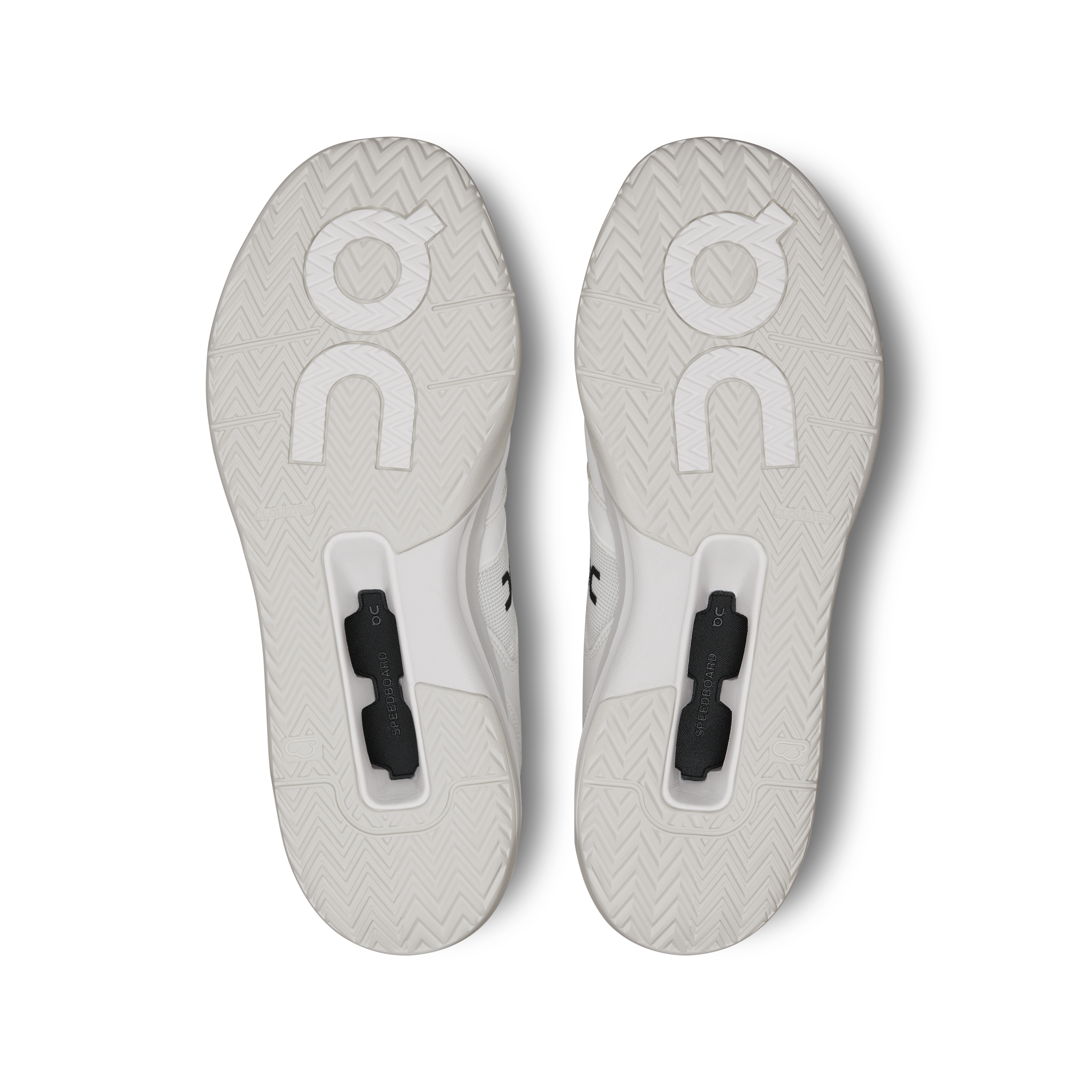 On THE ROGER Clubhouse Pro White & Ice Men Tennis Shoes