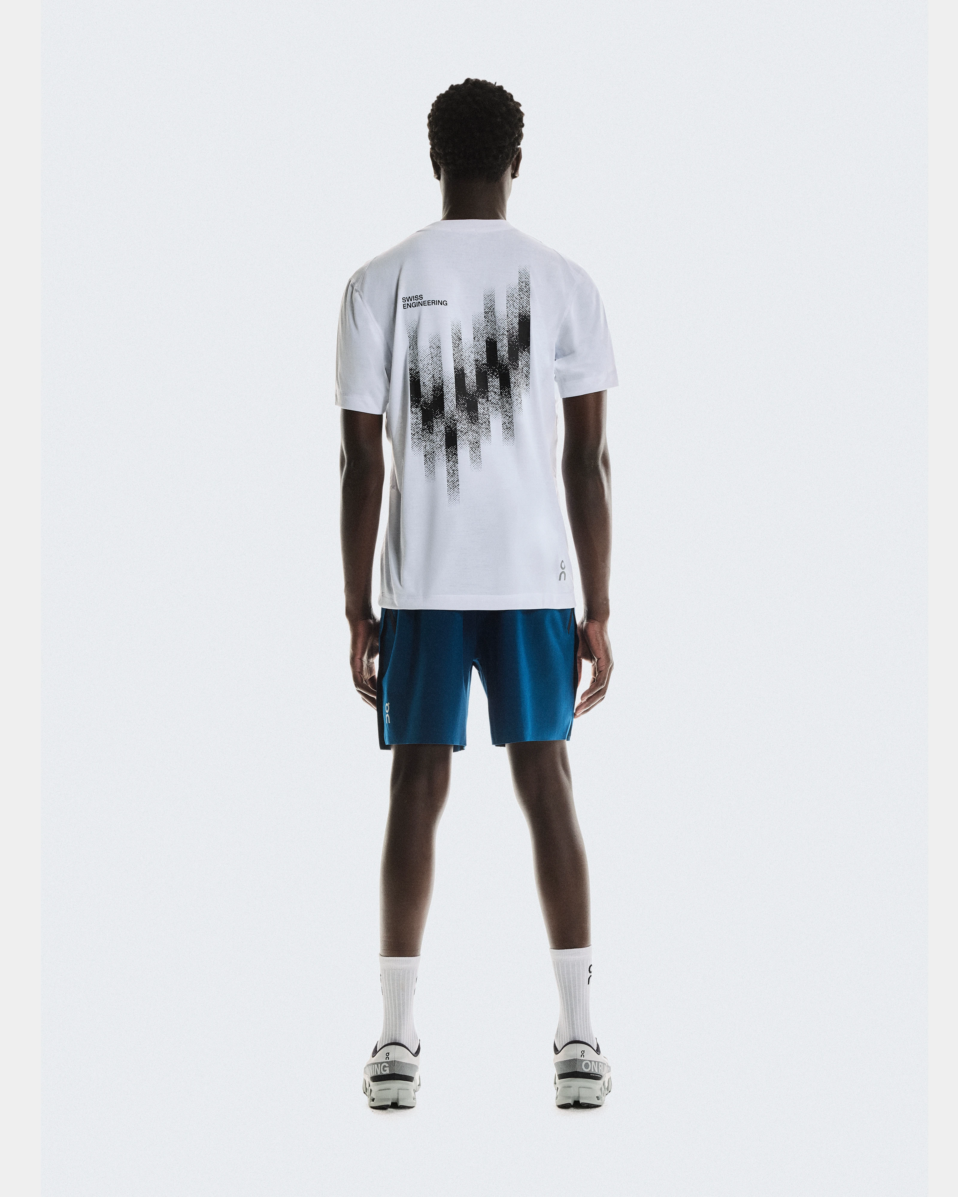 On Train Shorts Tempest Men Shorts