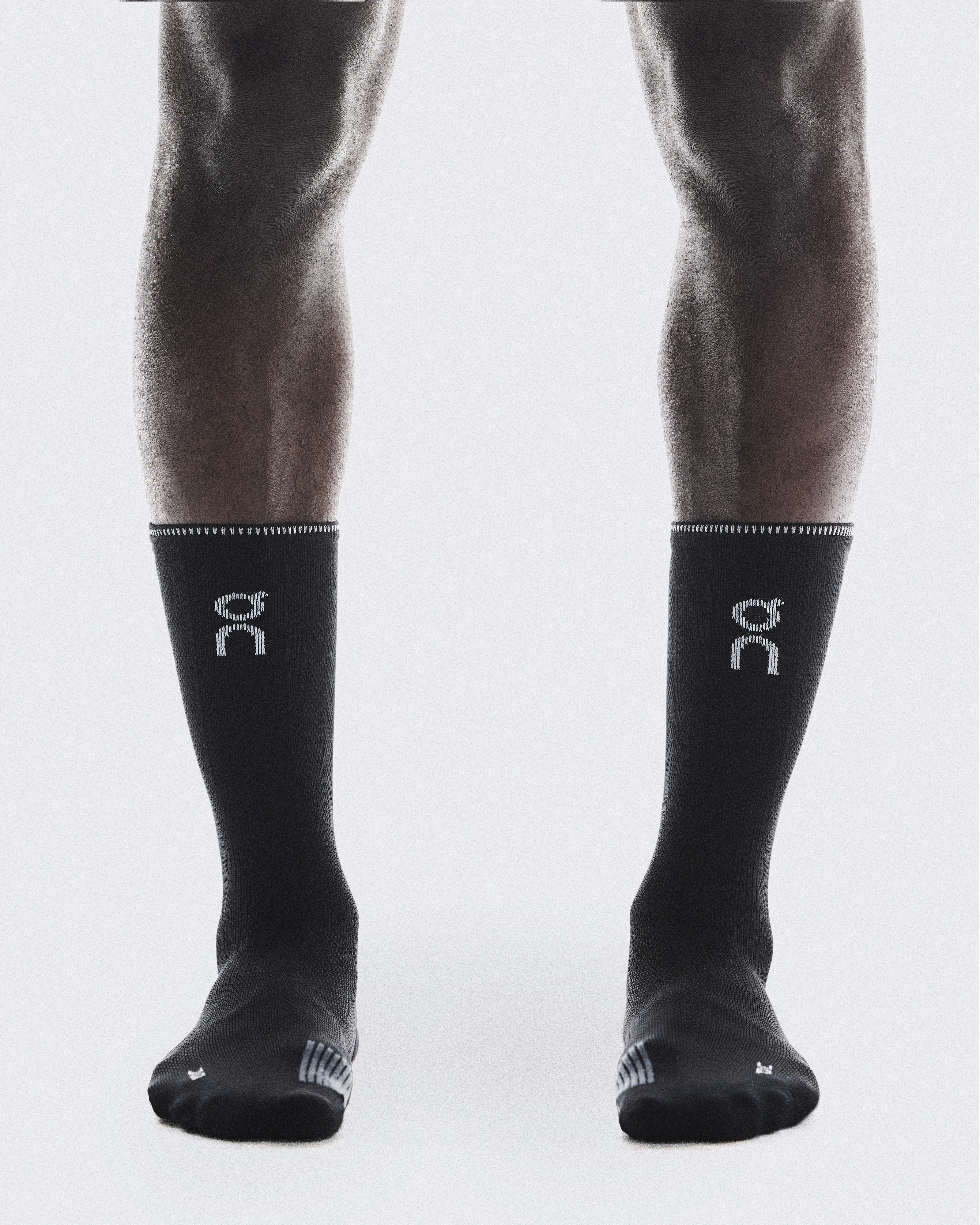 Performance Run Sock High in Black/Eclipse